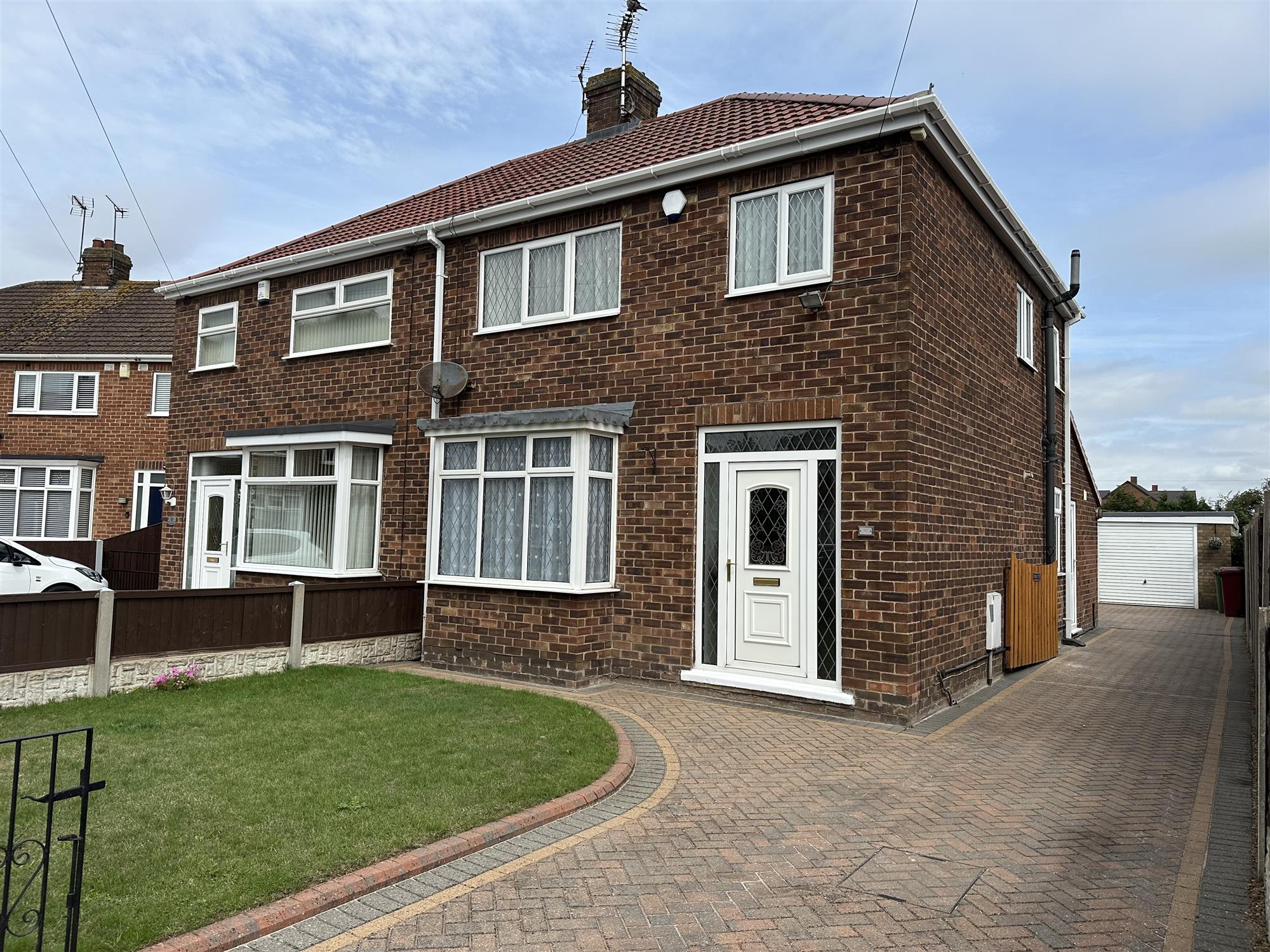 Airedale Road - Picture 1