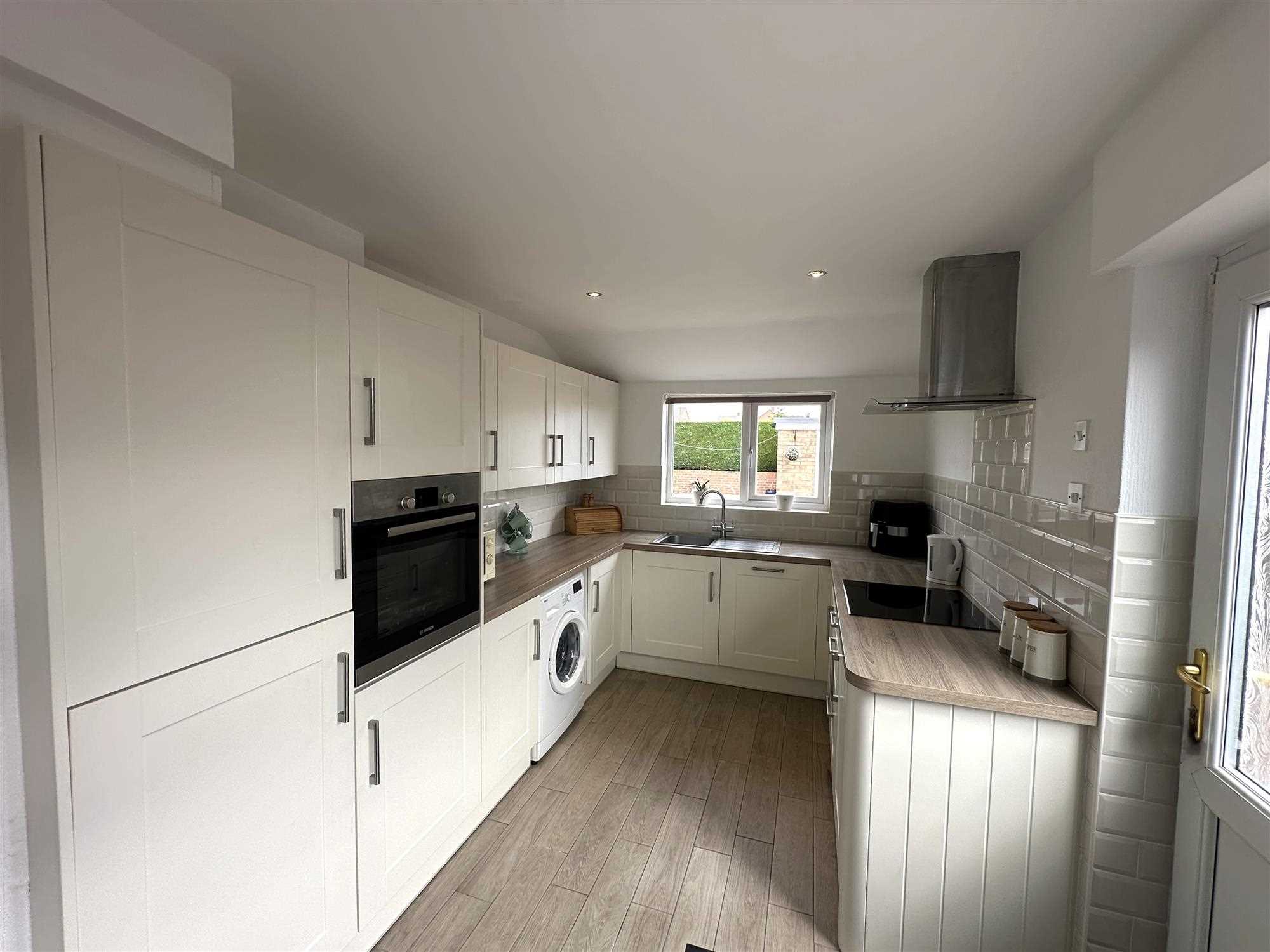 Airedale Road - Picture 9