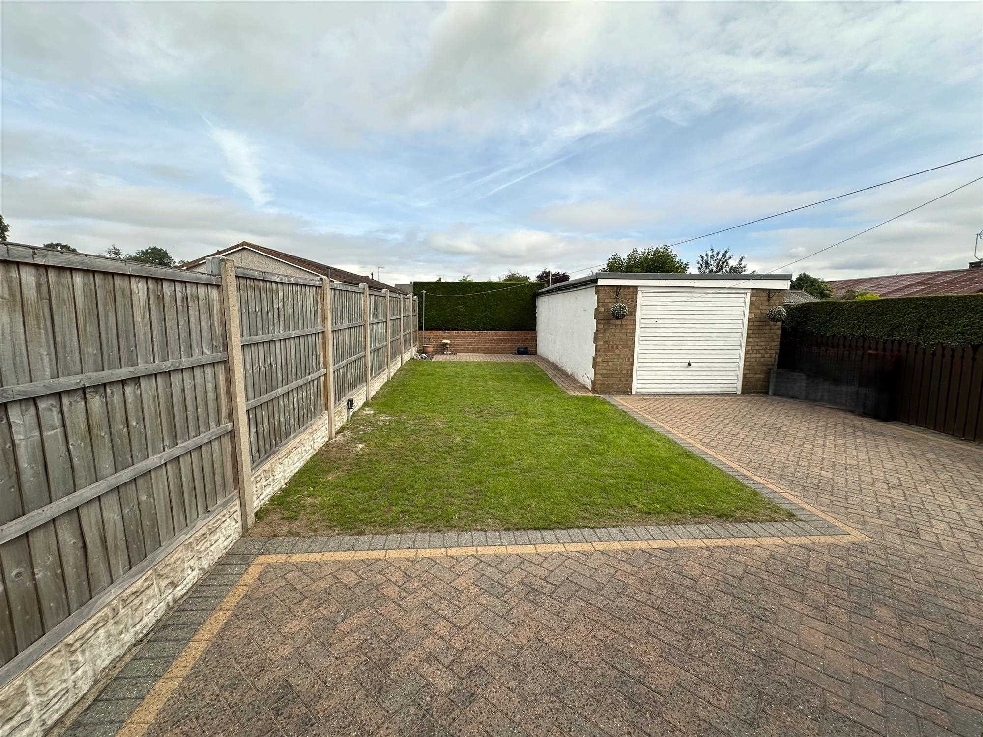 Airedale Road - Picture 17