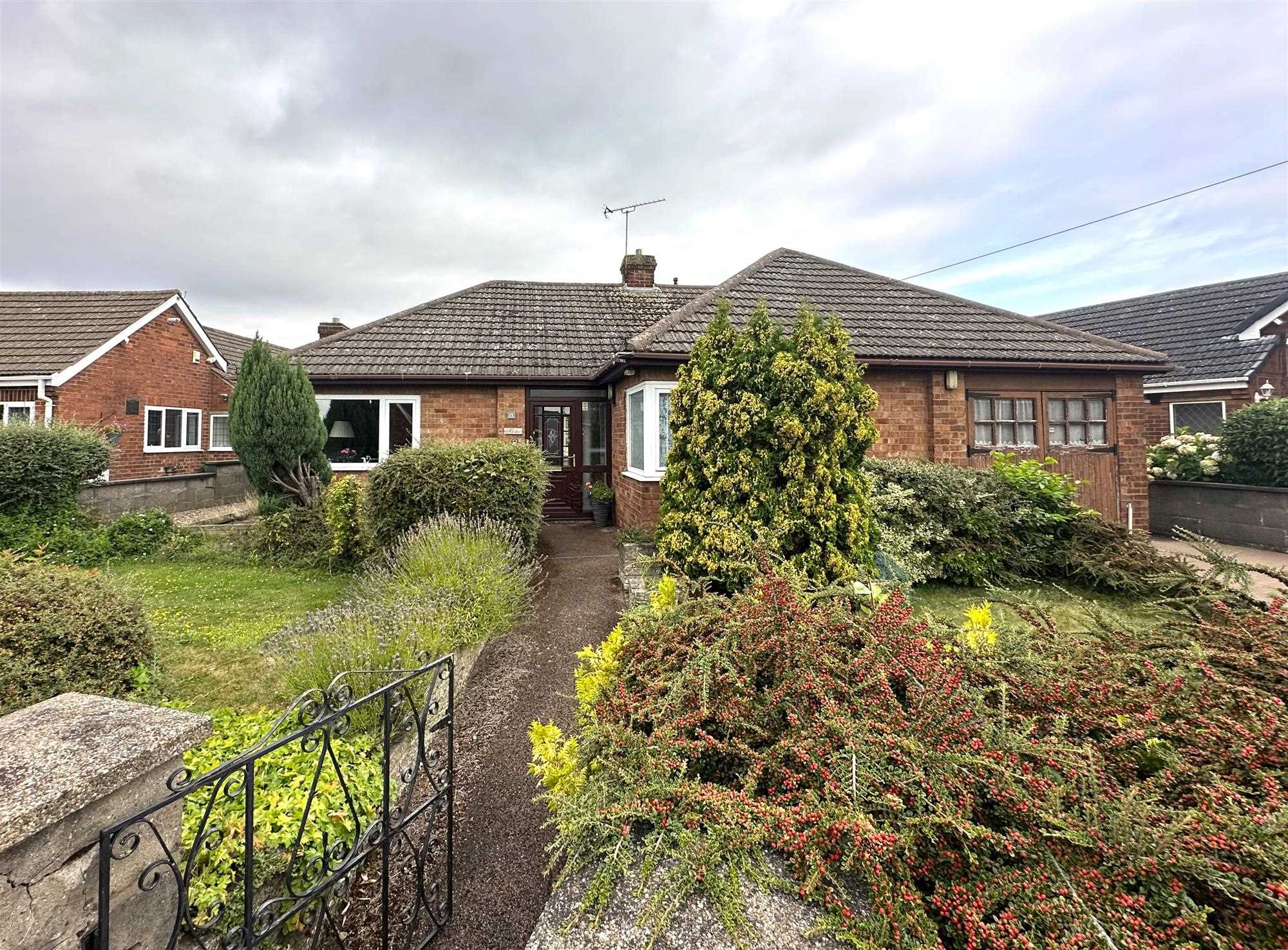 Poole Drive - Picture 2