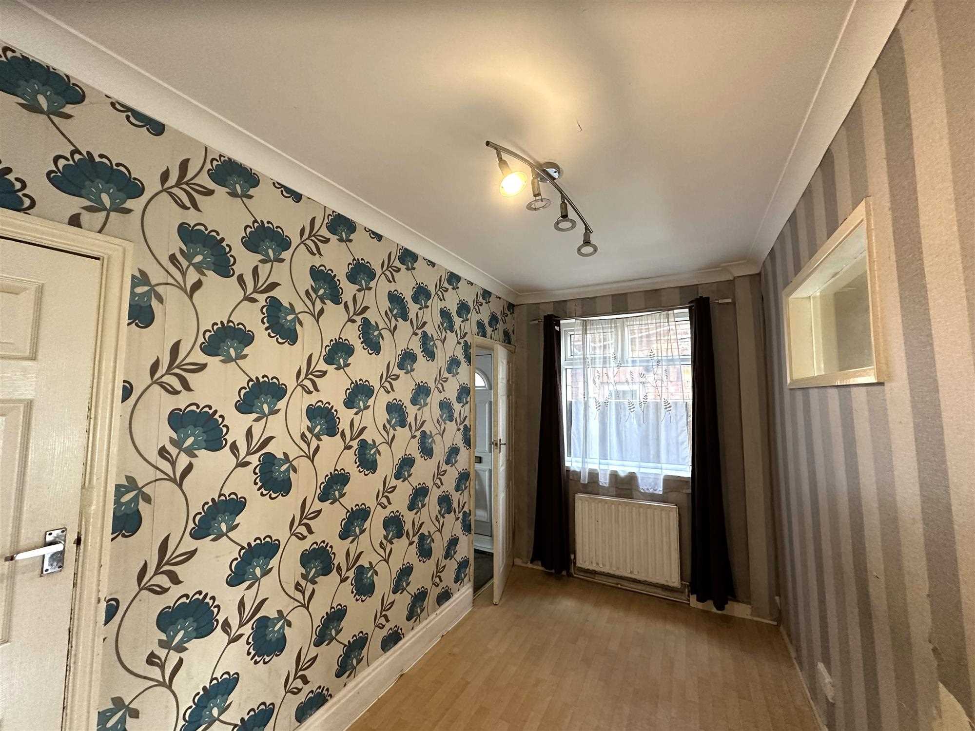 Comforts Avenue - Picture 3