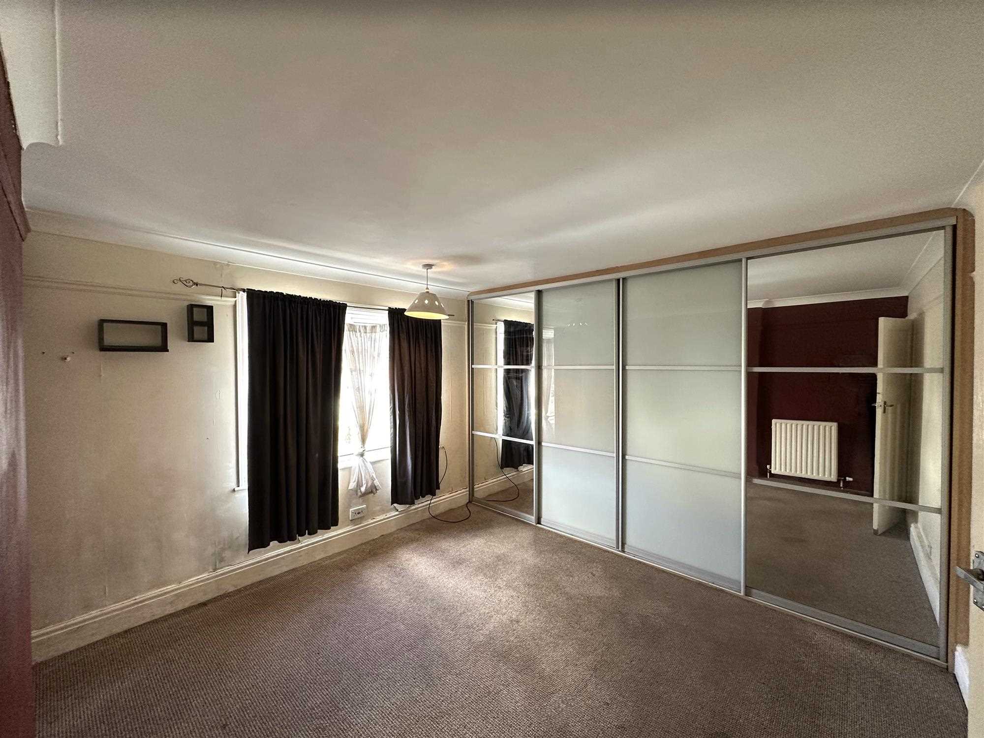 Comforts Avenue - Picture 7