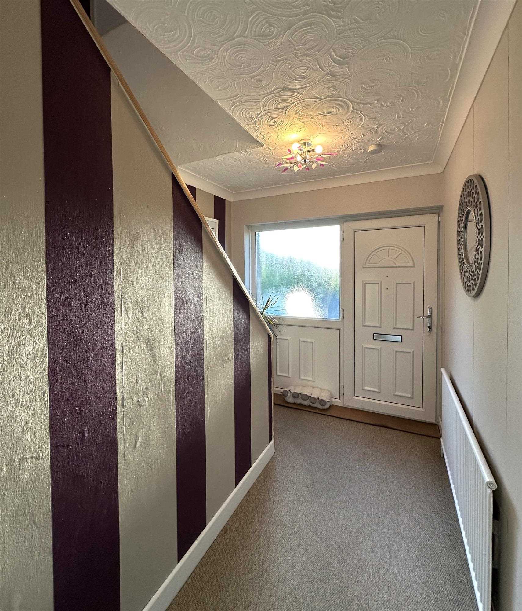 Mendip Road - Picture 2