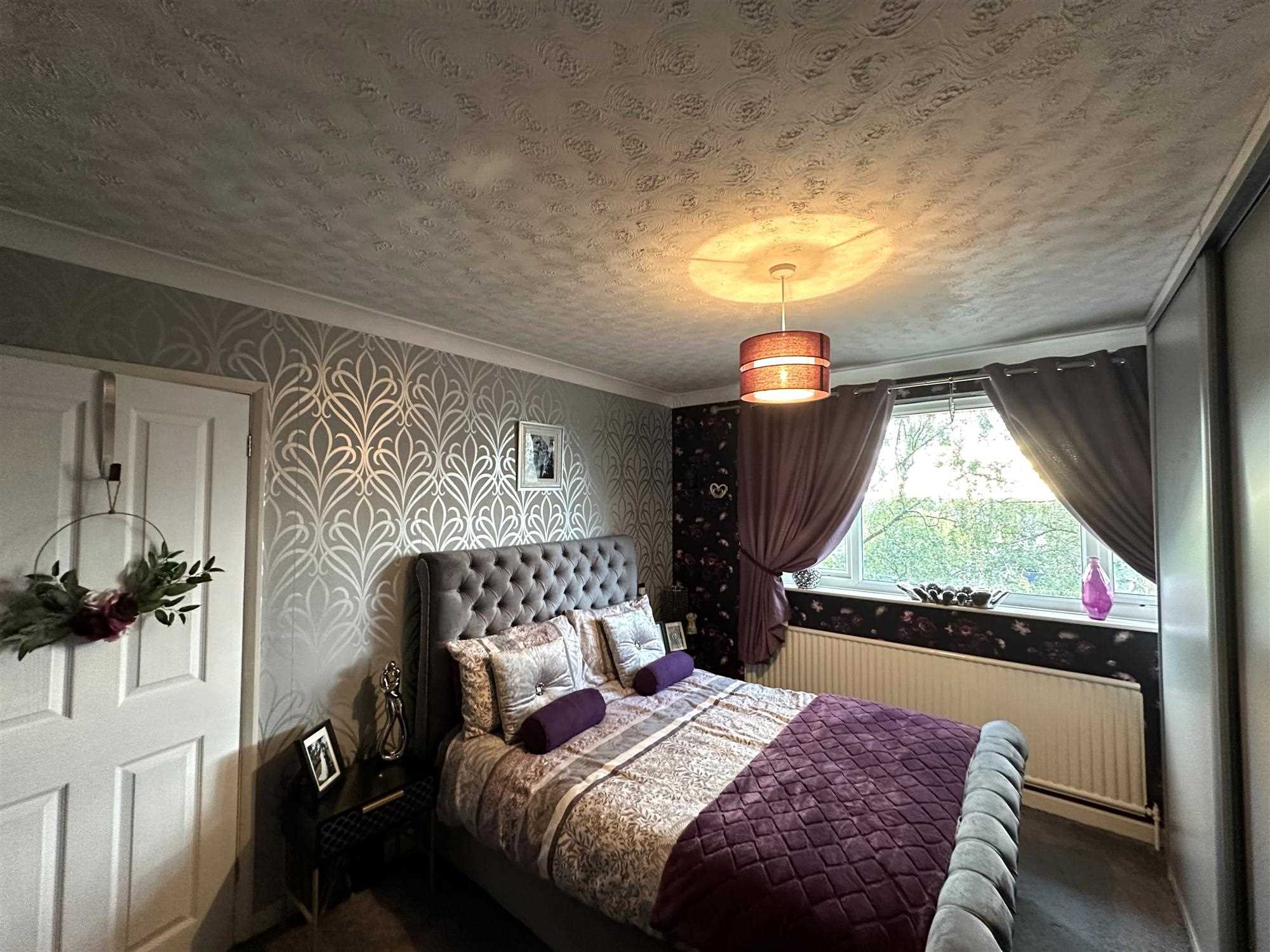 Mendip Road - Picture 11