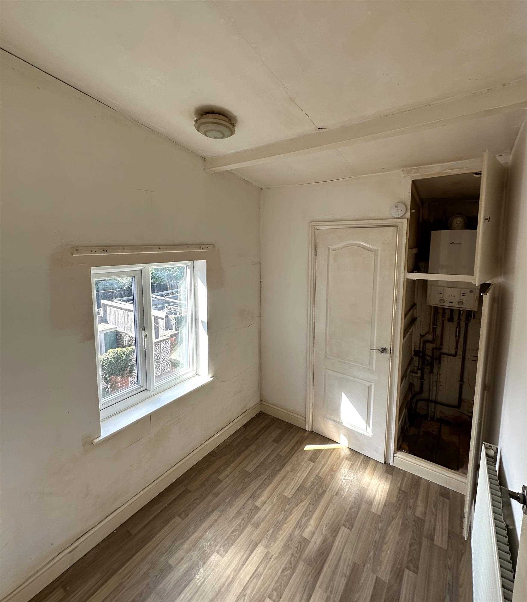 Smithfield Road - Picture 12