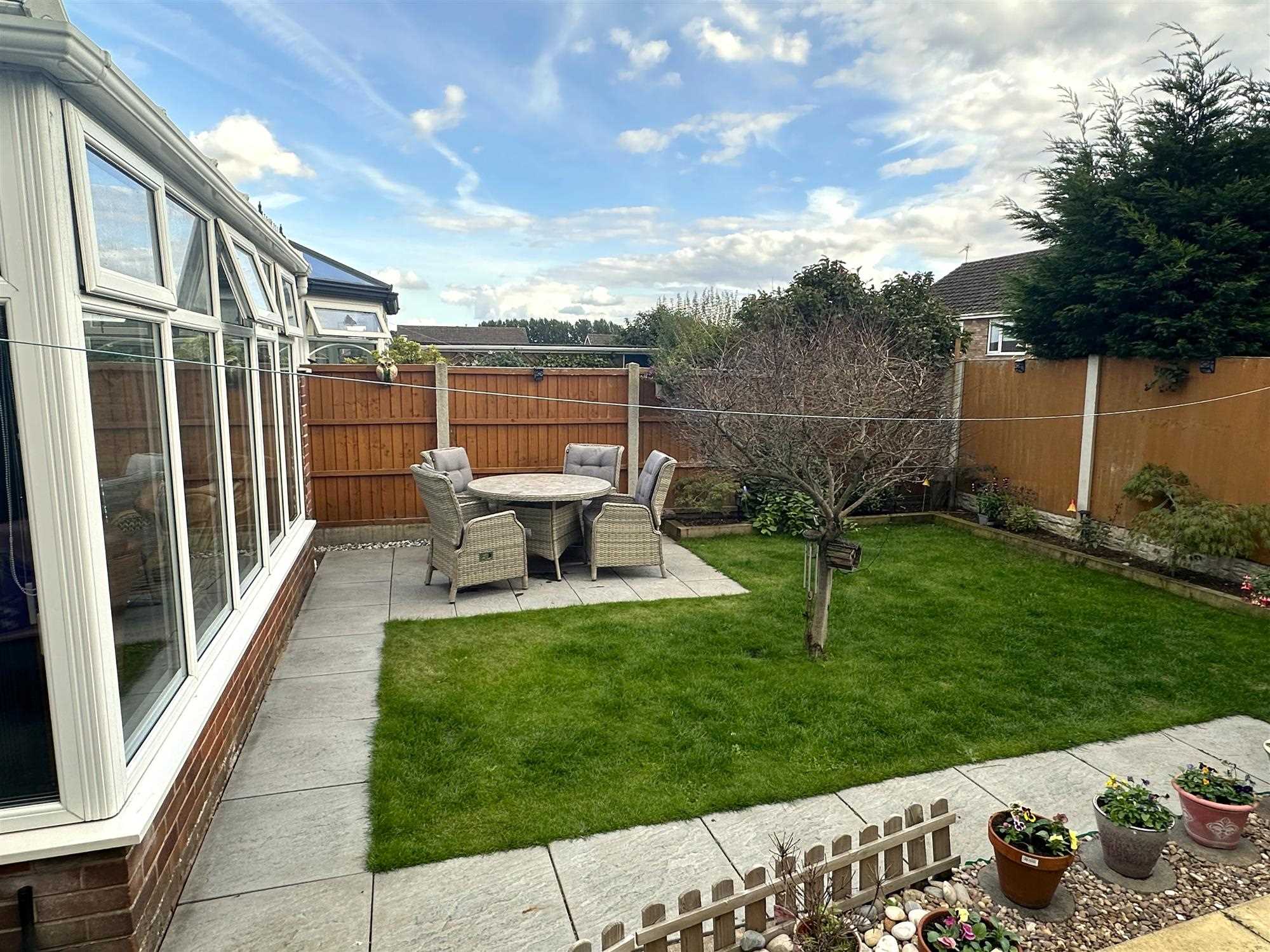 Oundle Close - Picture 16