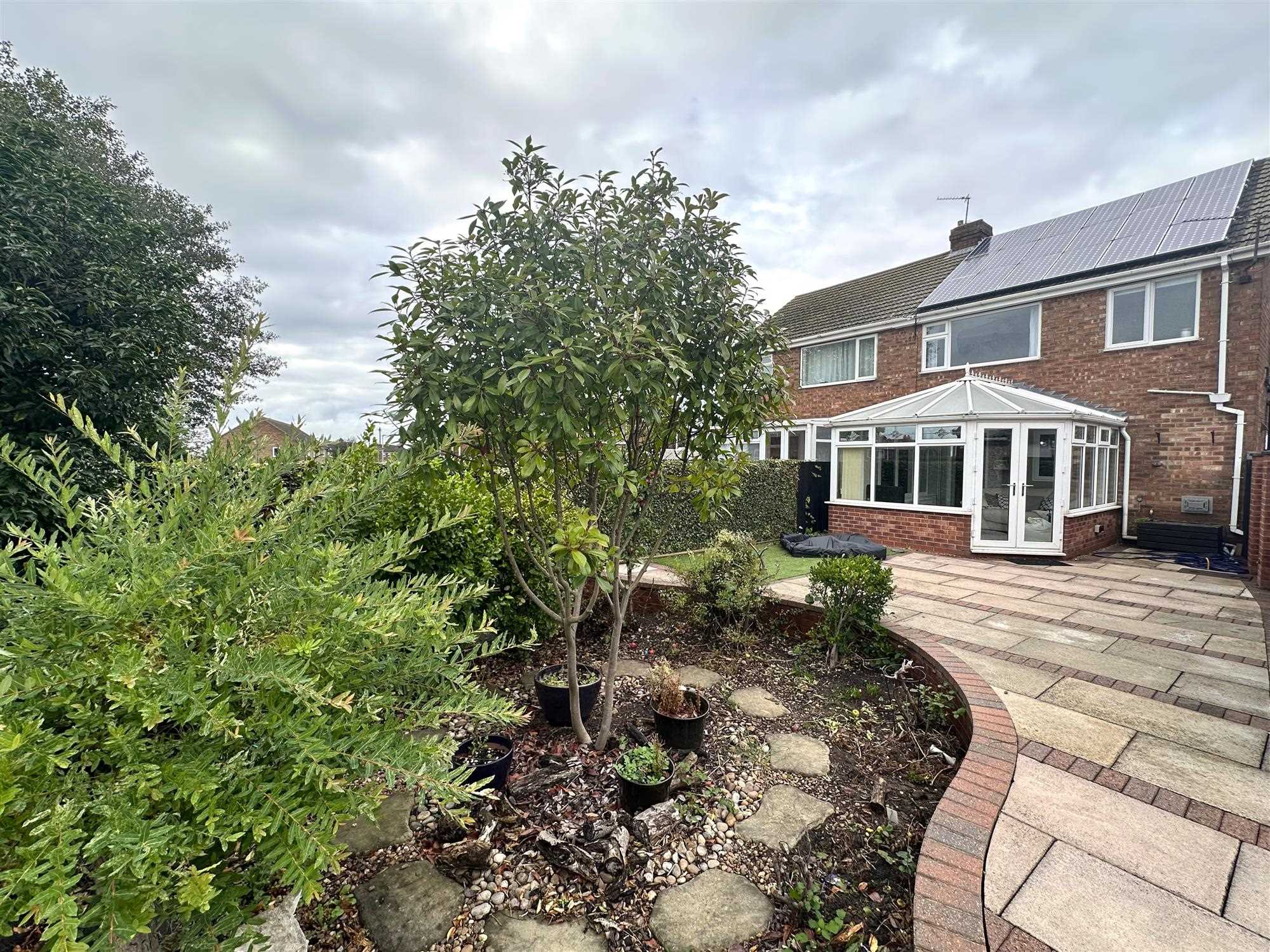 Fotherby Road - Picture 17