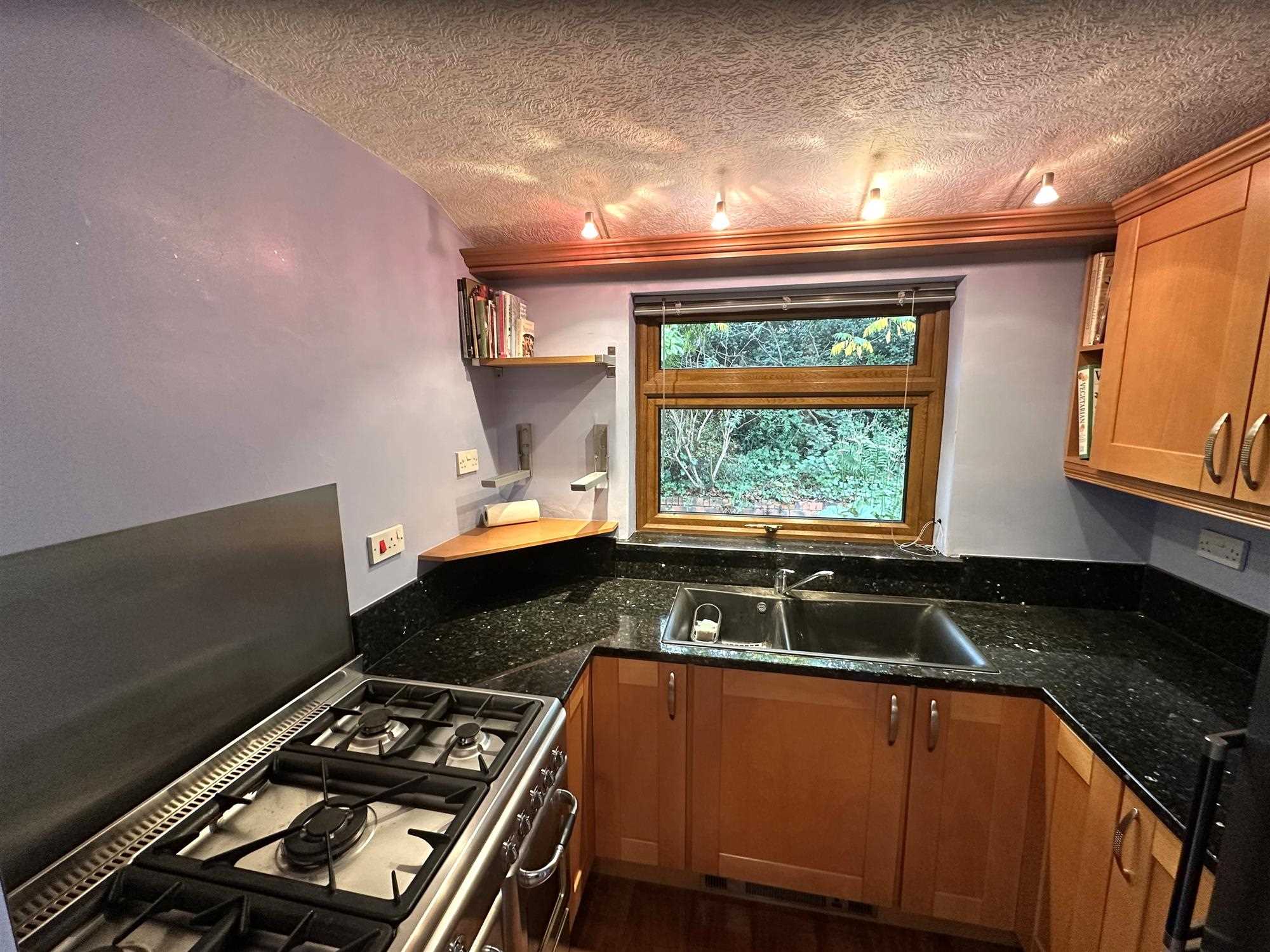 Albourne Avenue - Picture 13