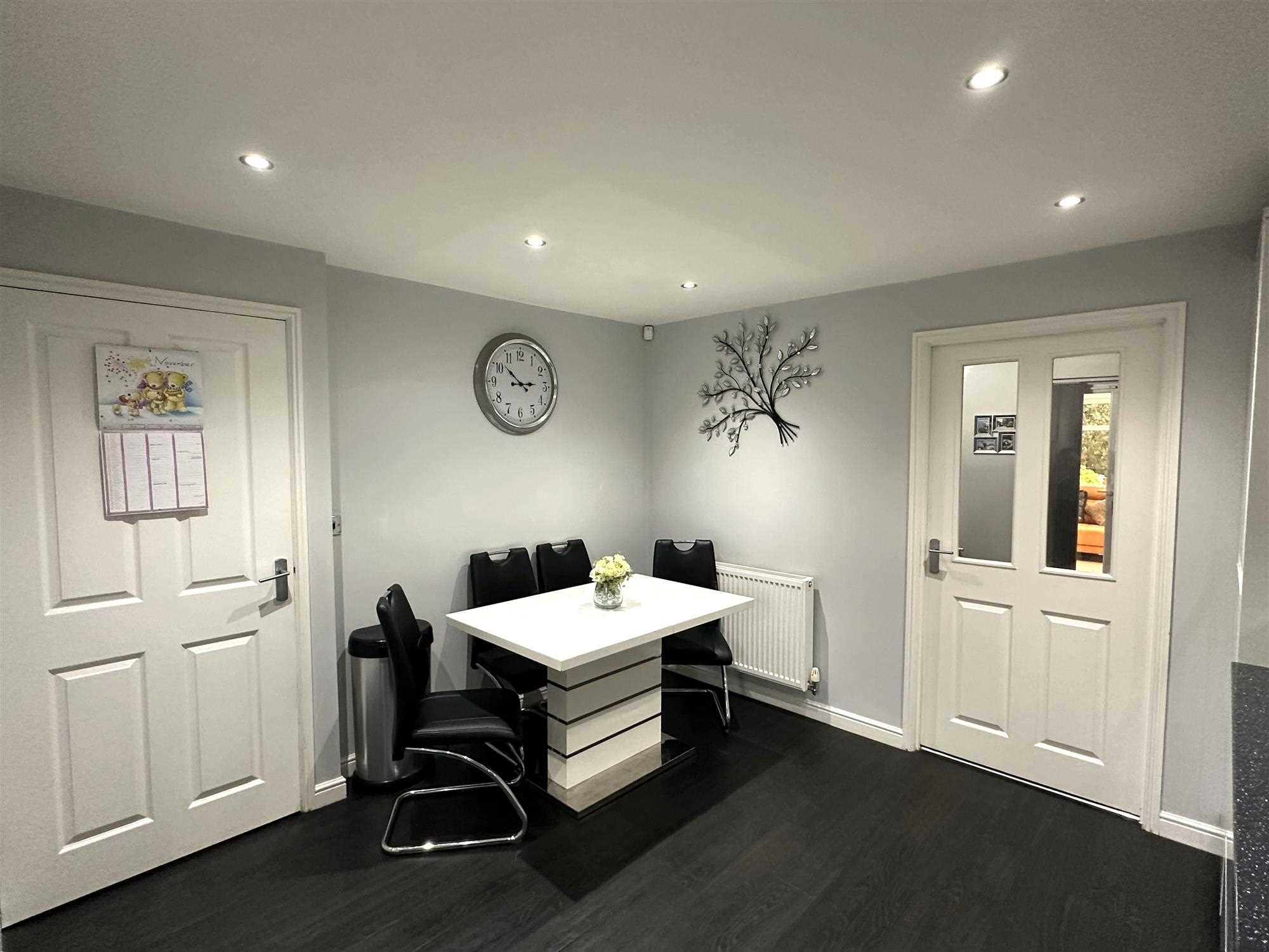 Woodcross Avenue - Picture 6