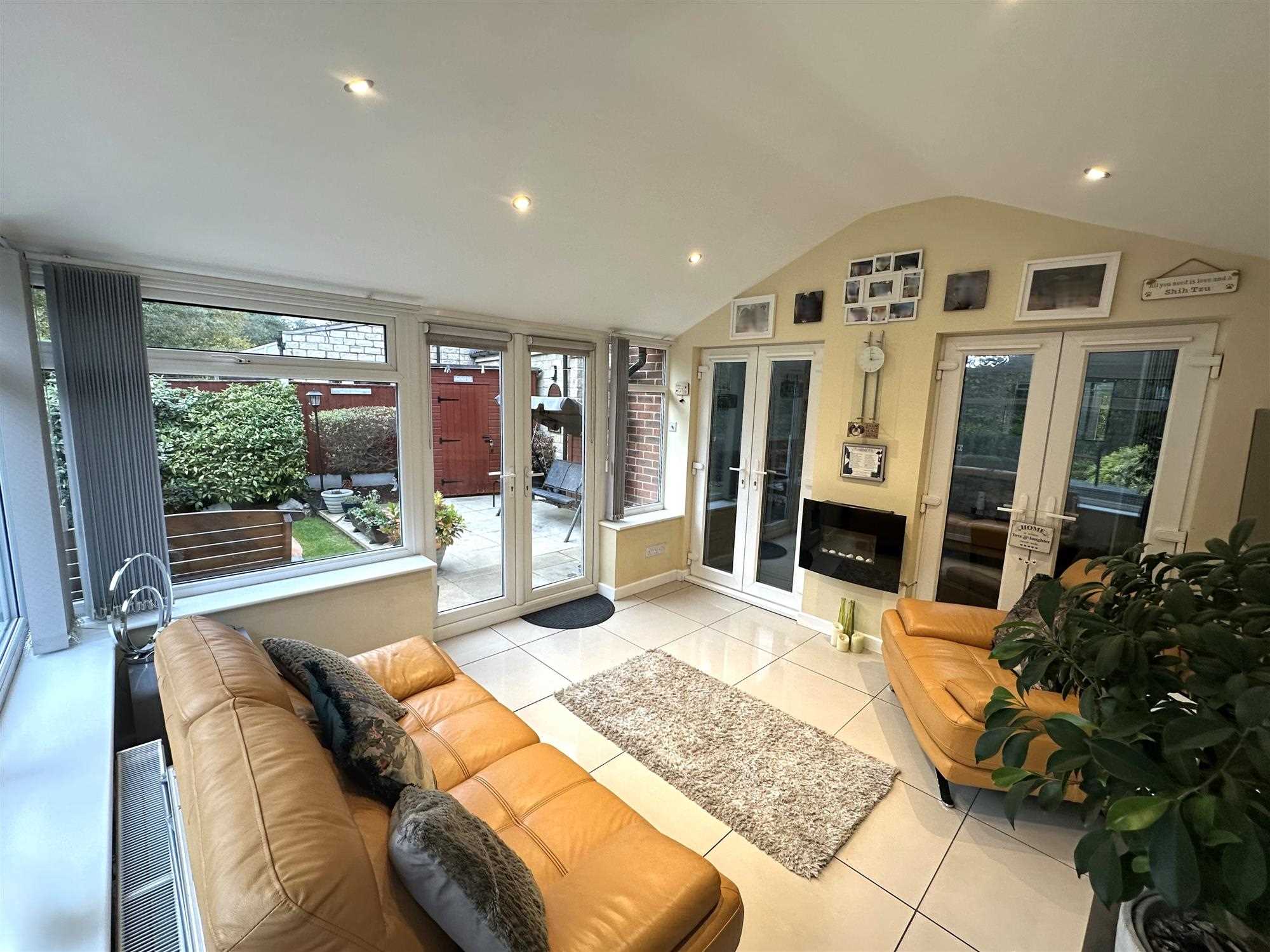 Woodcross Avenue - Picture 9