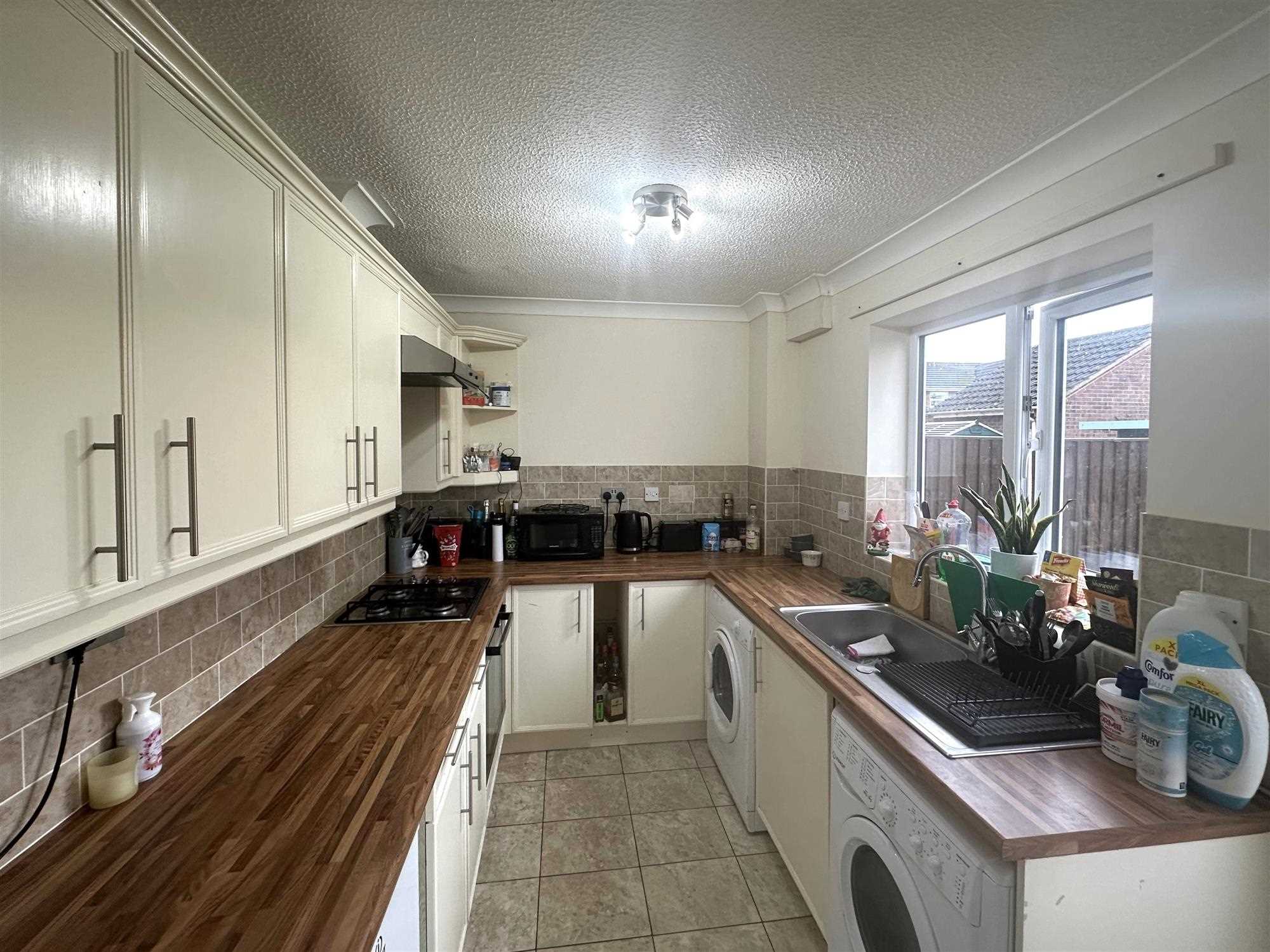 Burdock Road - Picture 7