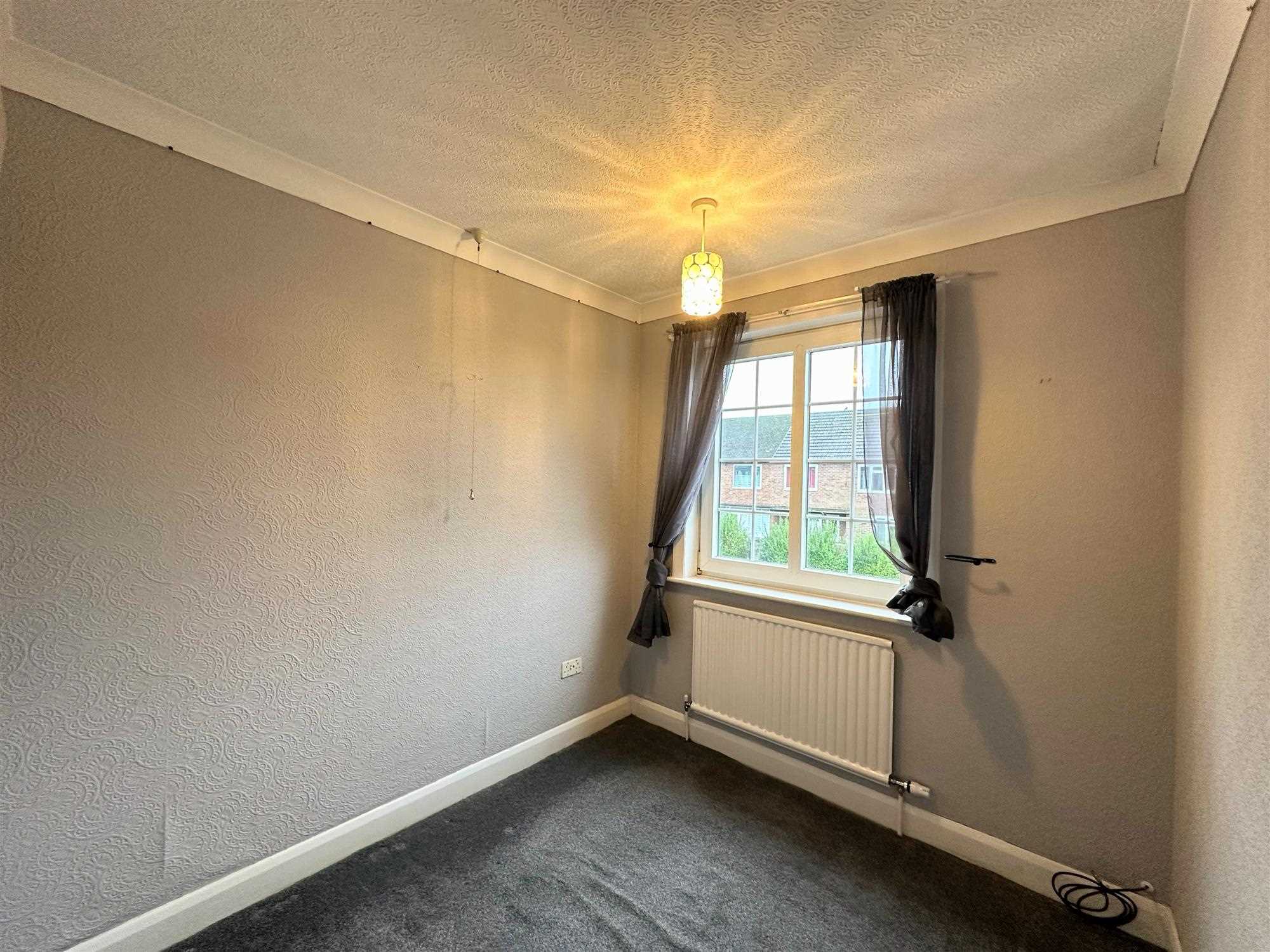 Newland Drive - Picture 12