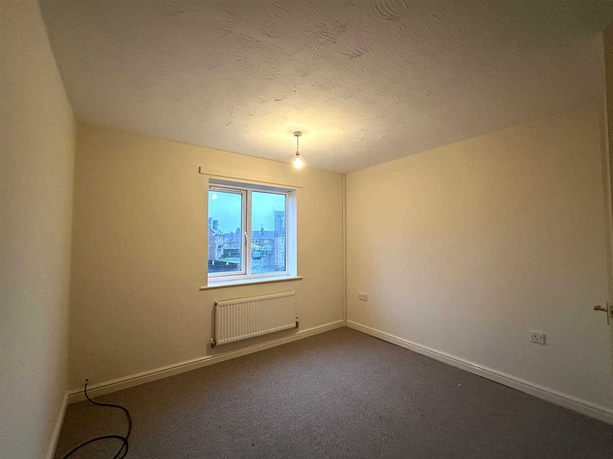 Temple Road - Picture 7