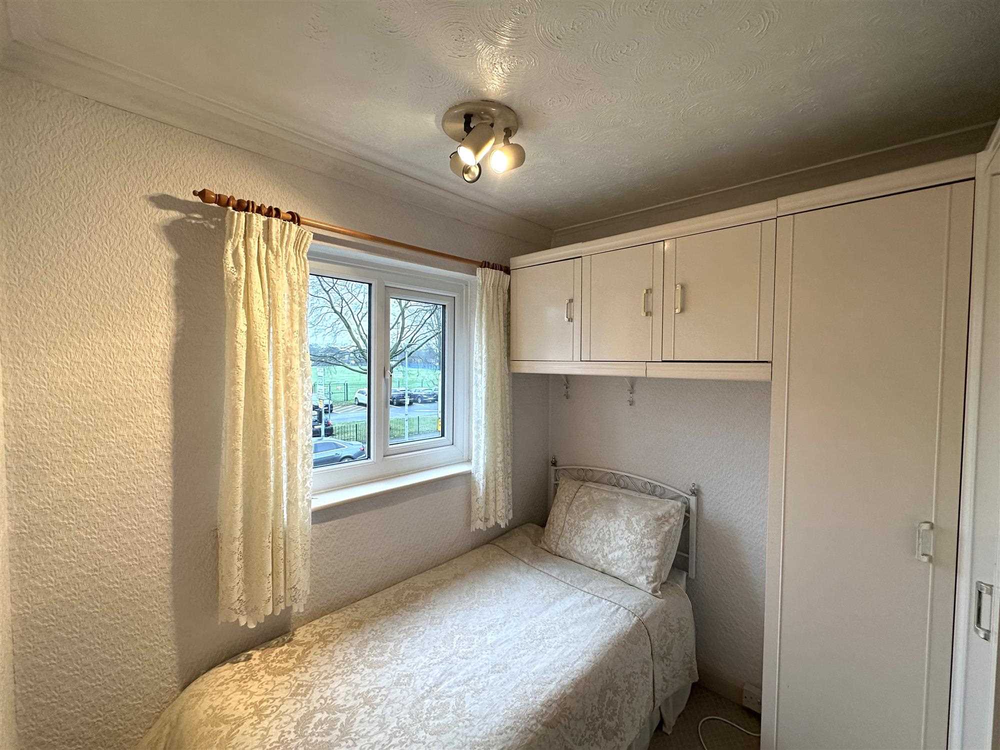 Bushfield Road - Picture 16