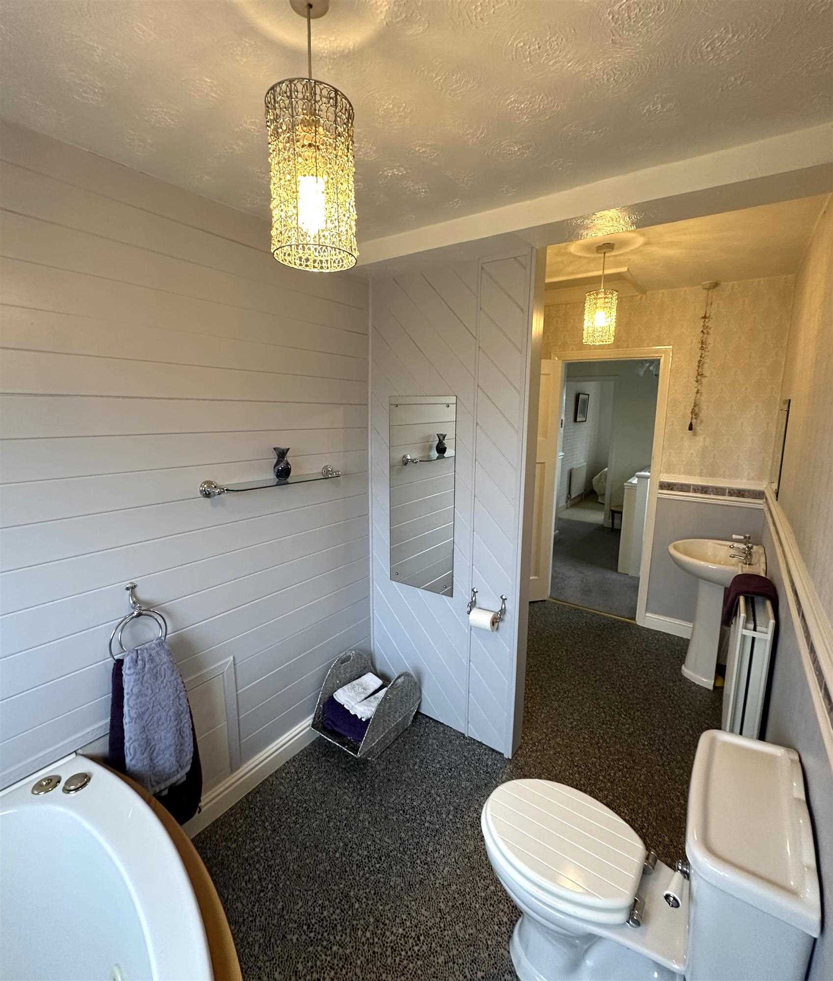 Bushfield Road - Picture 19