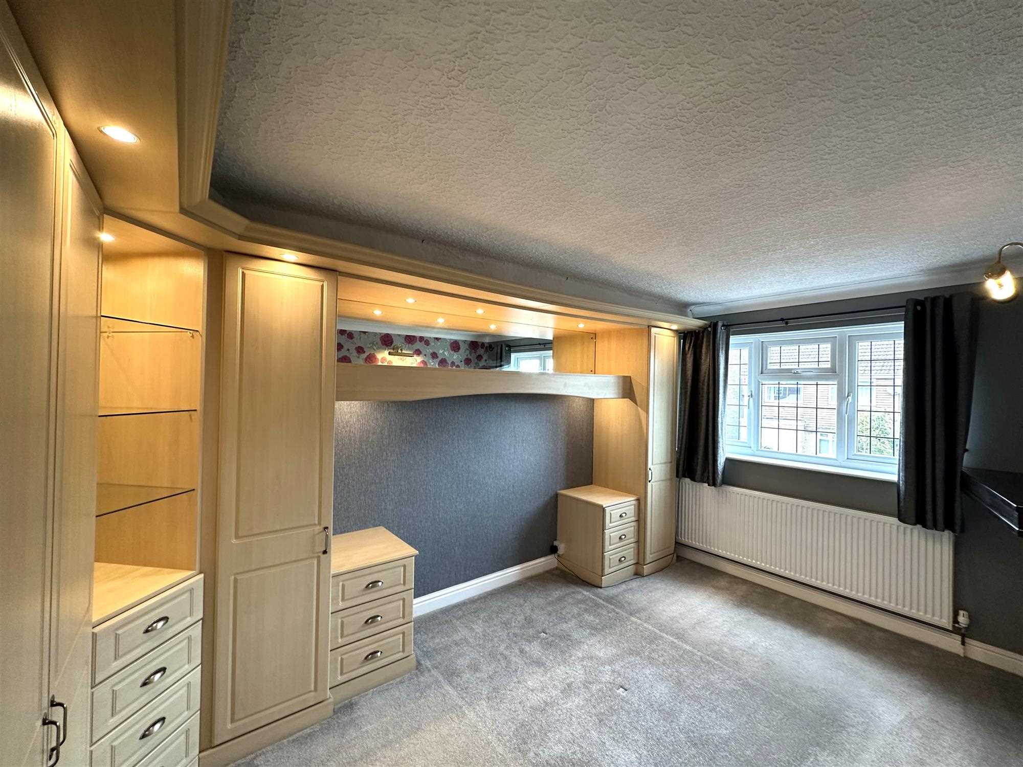 Cheltenham Close - Picture 9