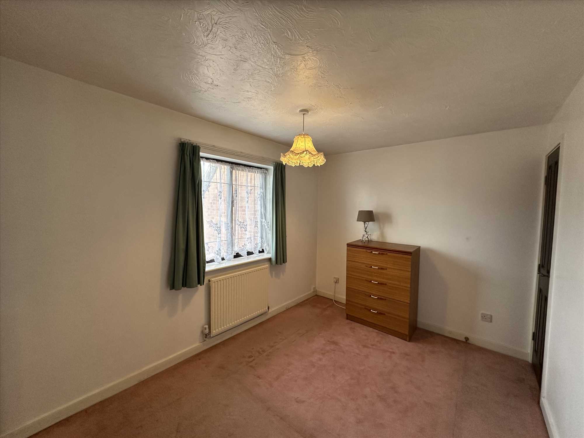 Rosemount Drive - Picture 8