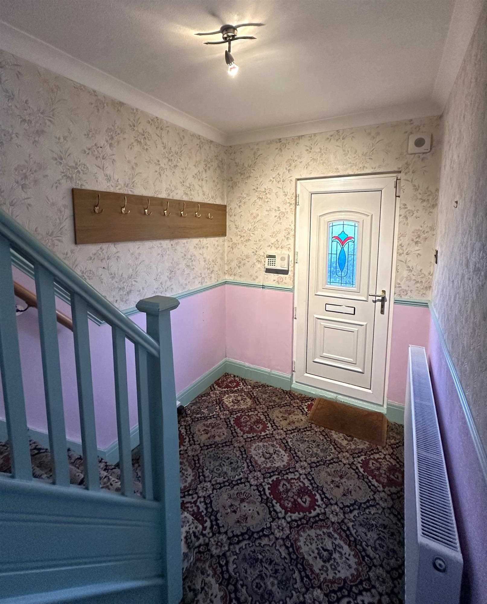 Cornwall Road - Picture 2