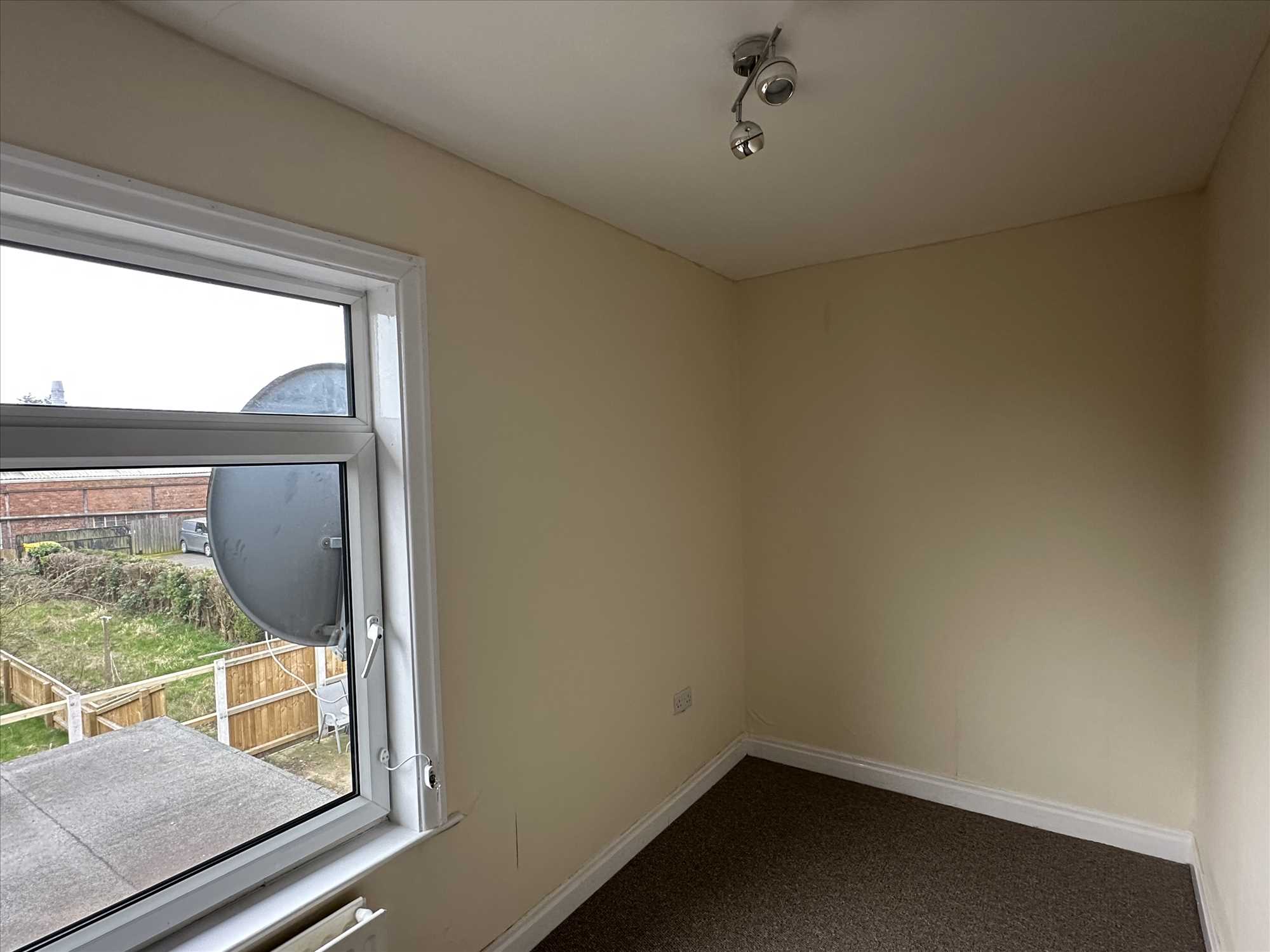 Comforts Avenue - Picture 8