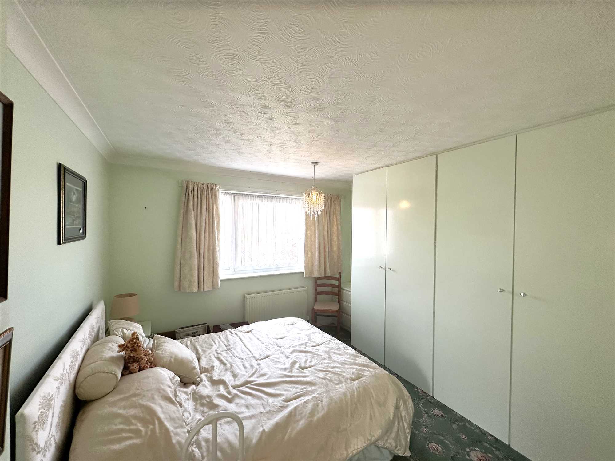 Eton Drive - Picture 9