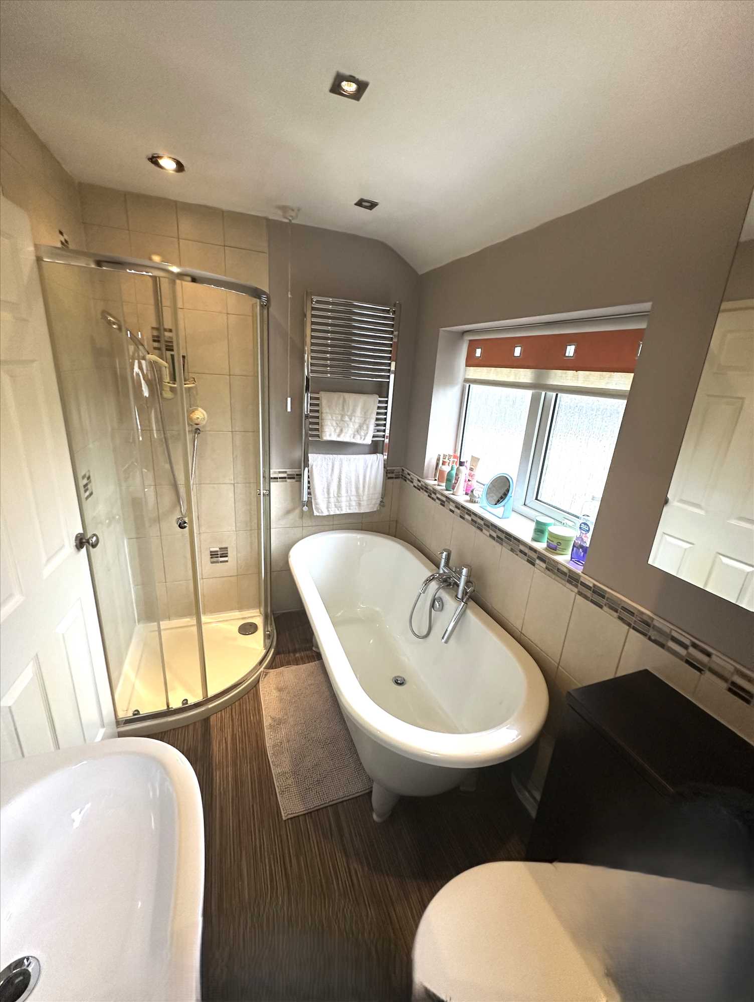 Knightsbridge Road - Picture 16