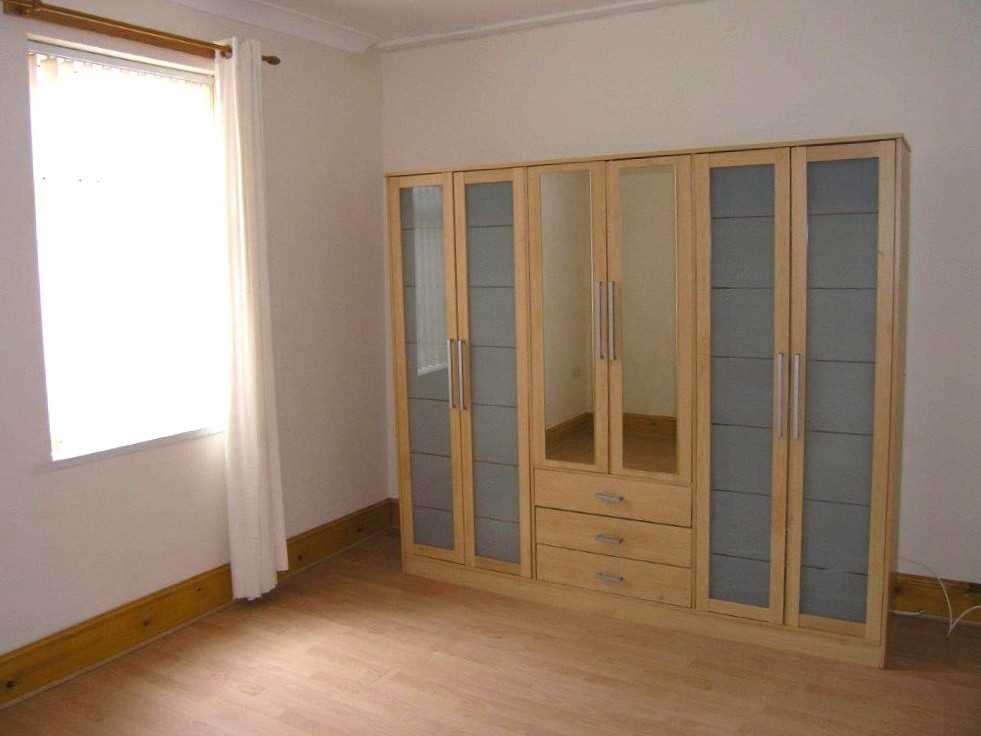 High Street Messingham - Picture 4