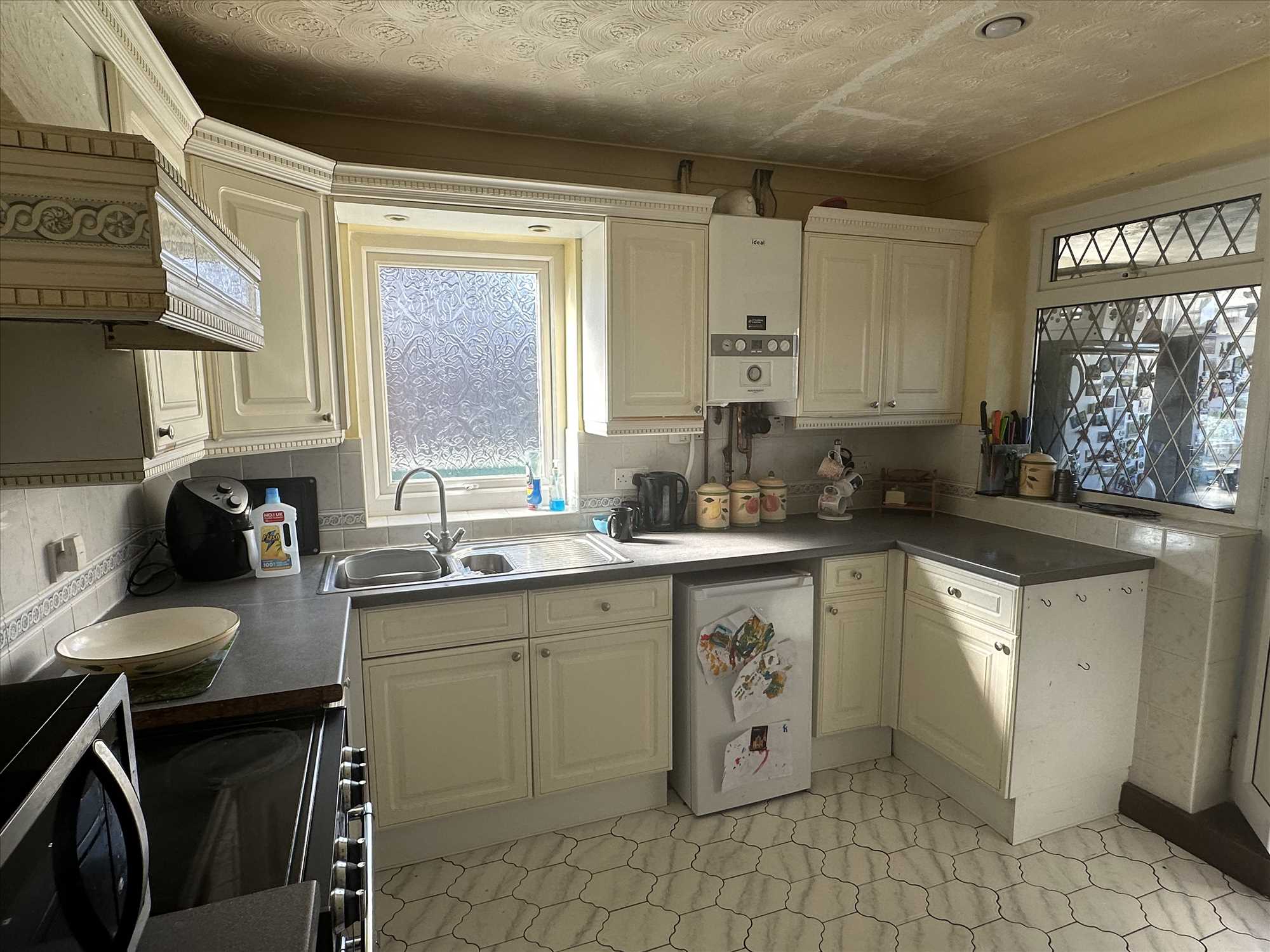 Eton Drive - Picture 6