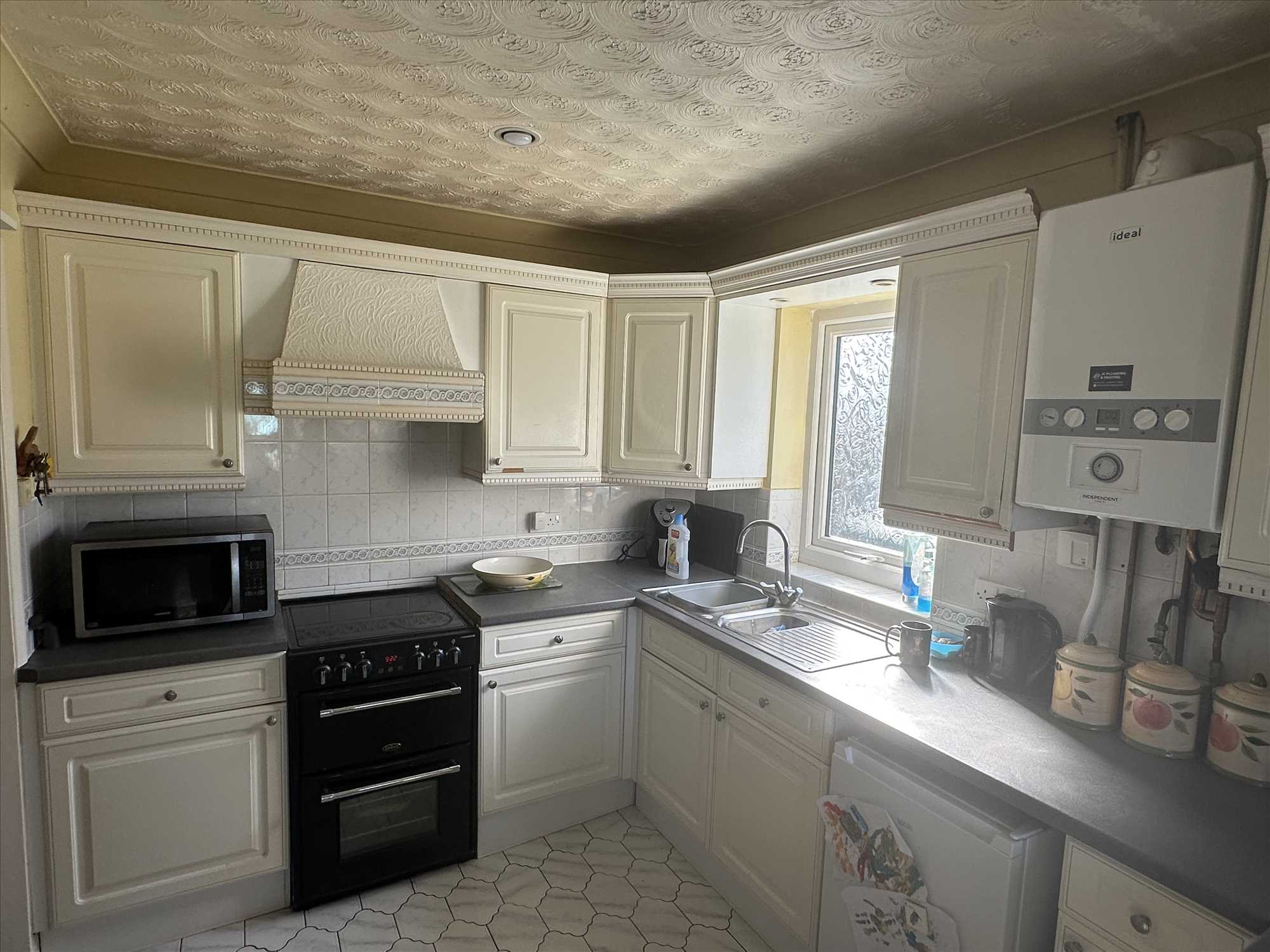 Eton Drive - Picture 7