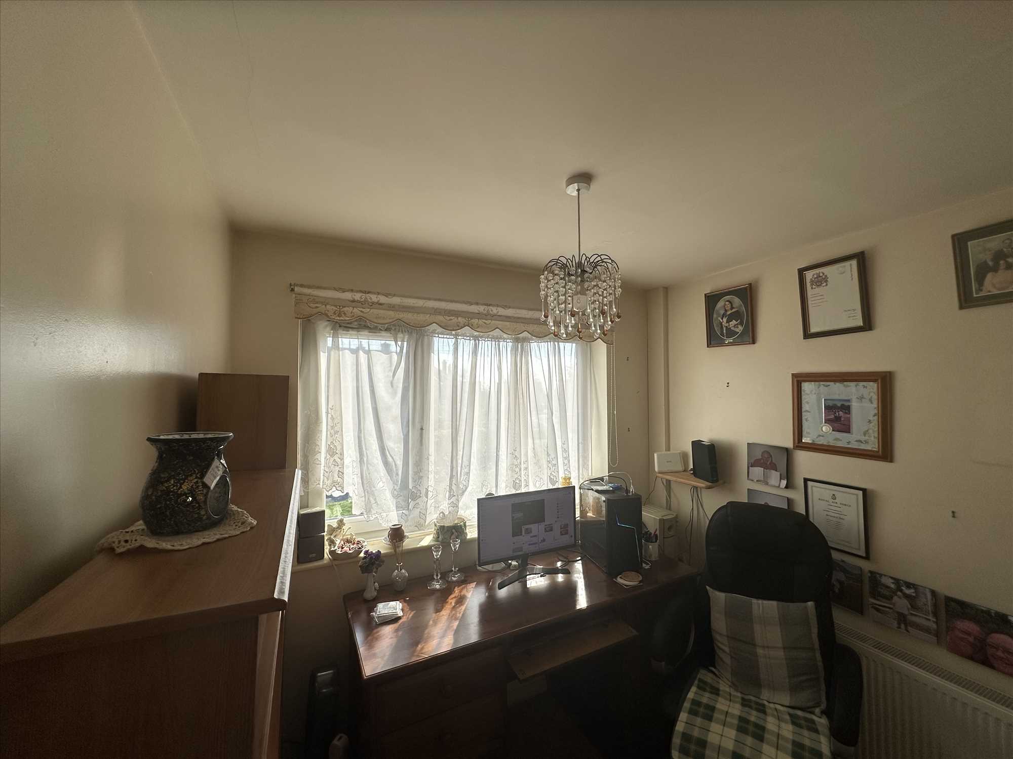 Eton Drive - Picture 12