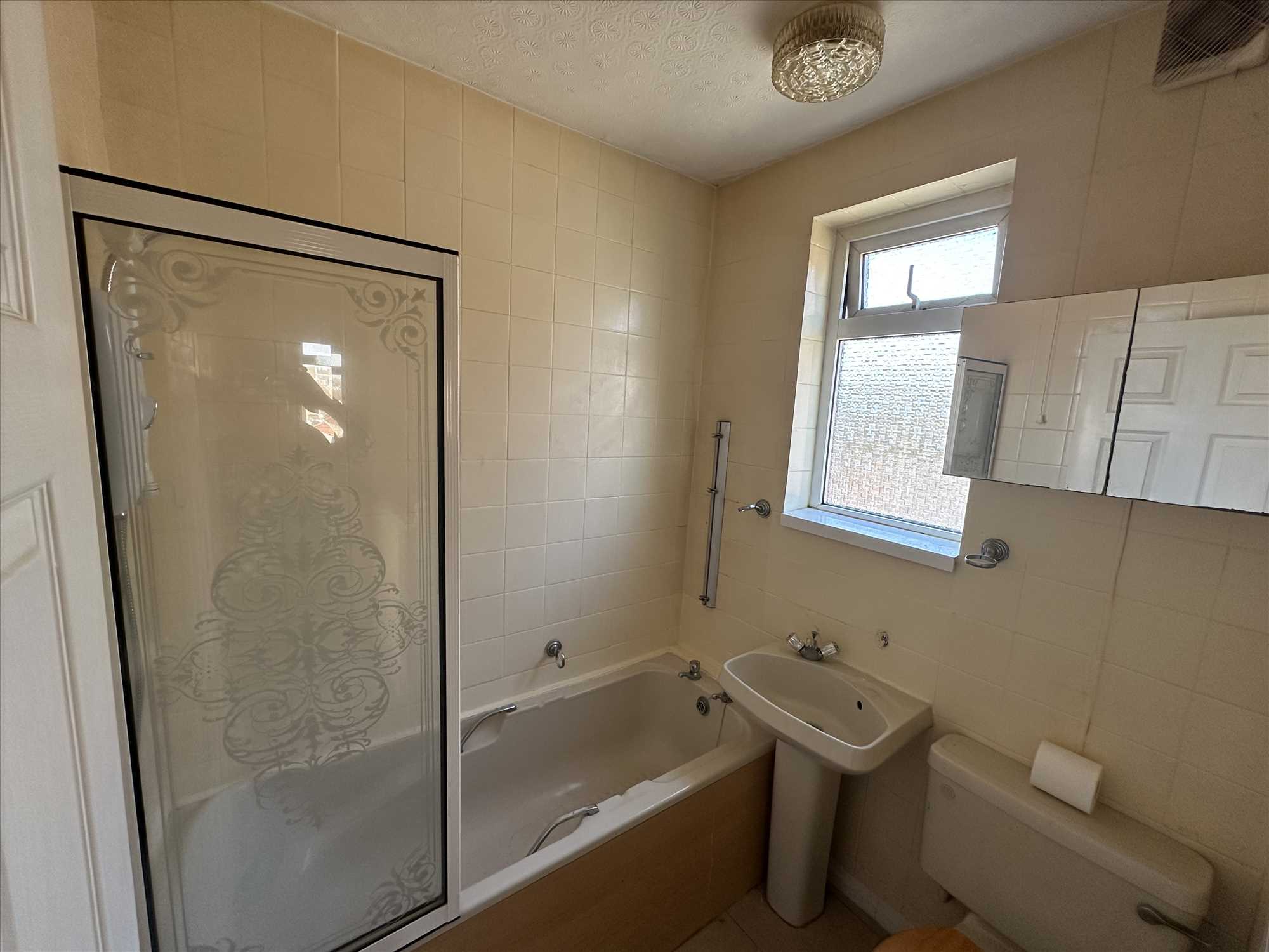 Fox Street - Picture 11