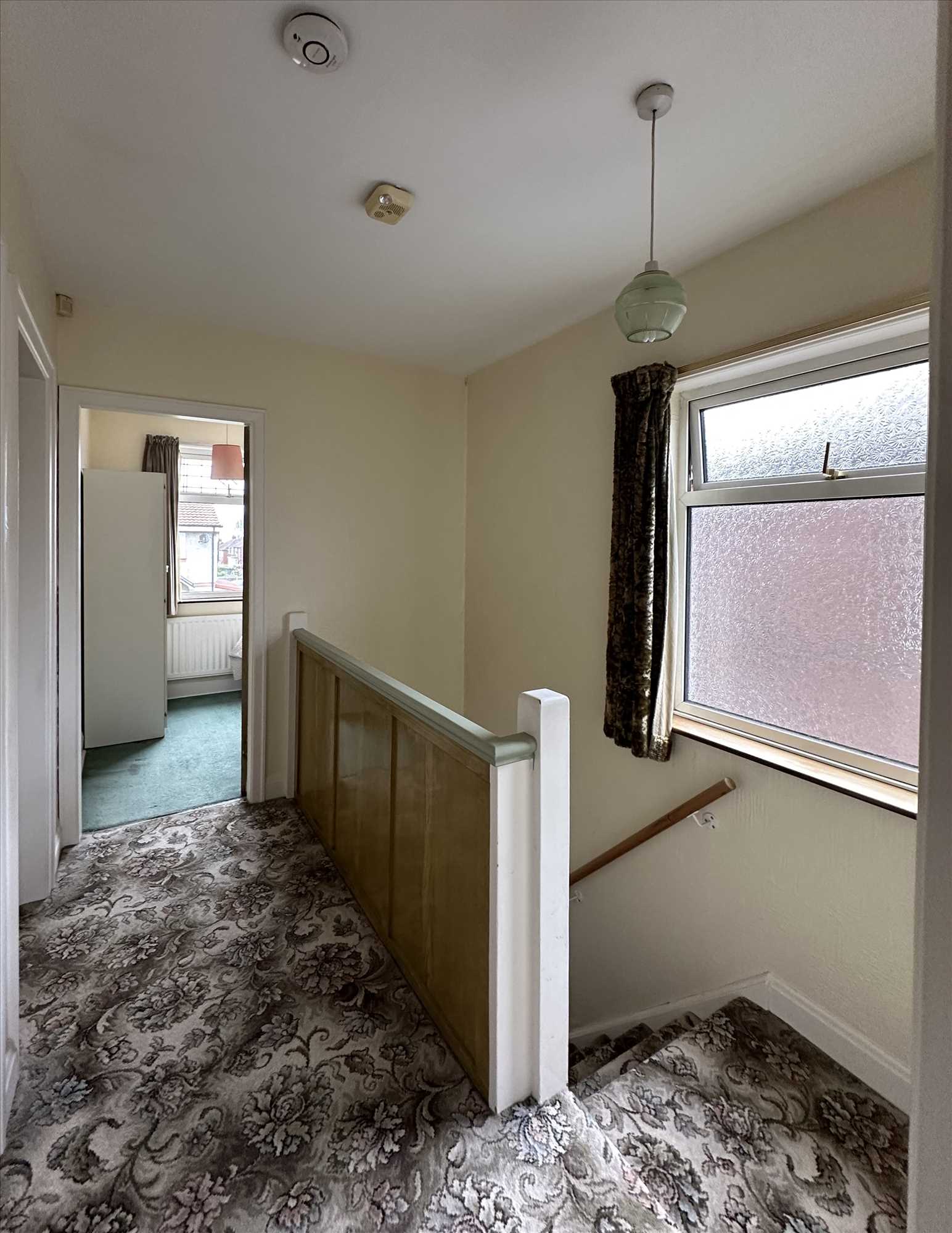 Newland Avenue - Picture 10