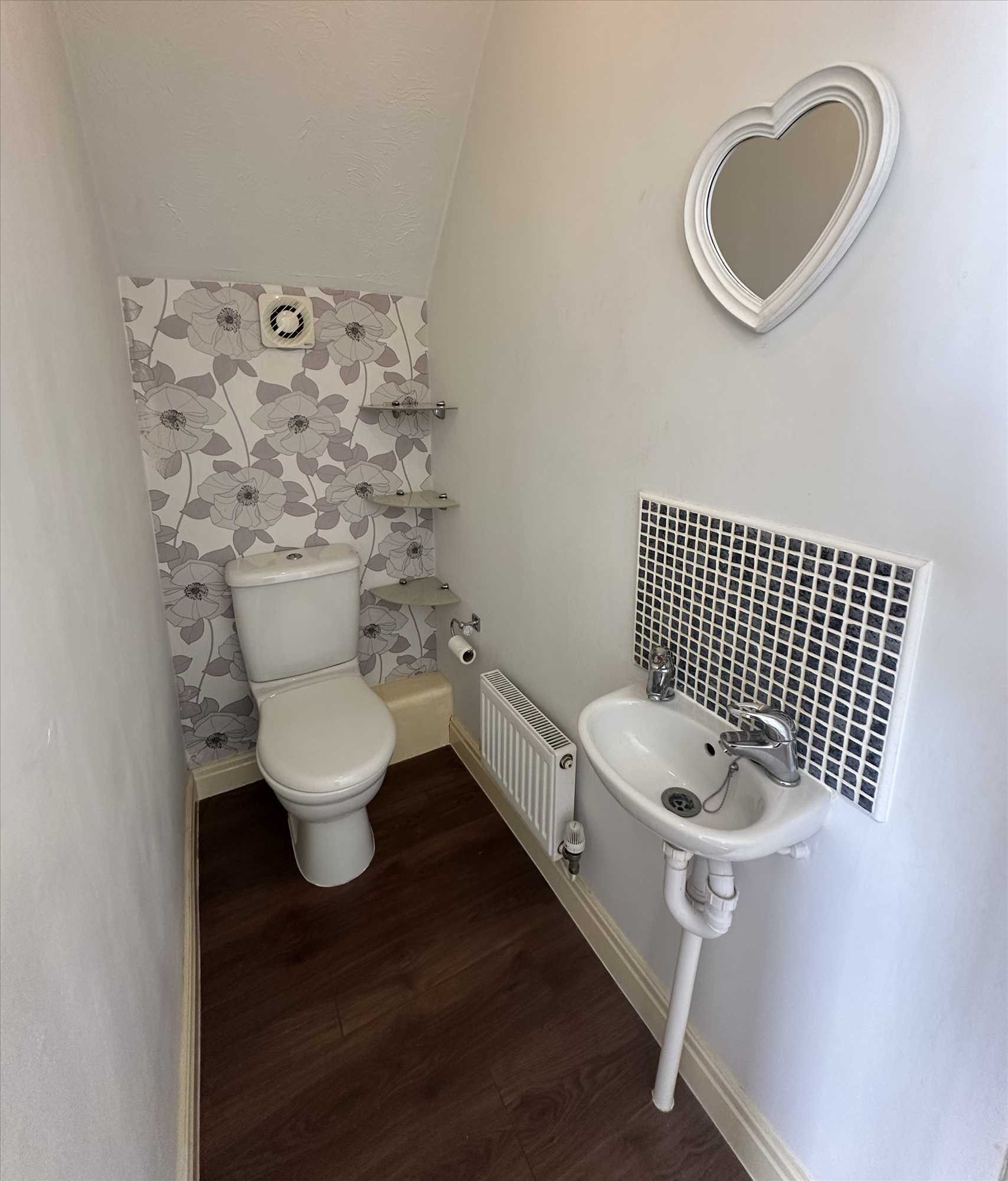 Laurel Way - Picture 4