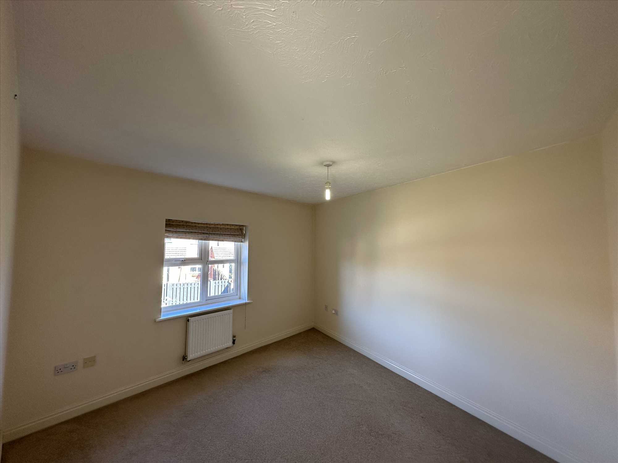 Laurel Way - Picture 8