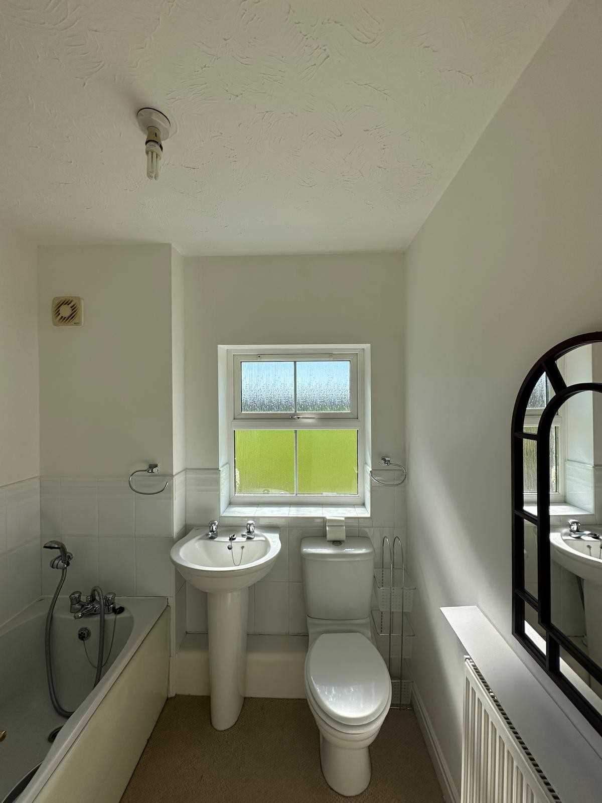 Laurel Way - Picture 11