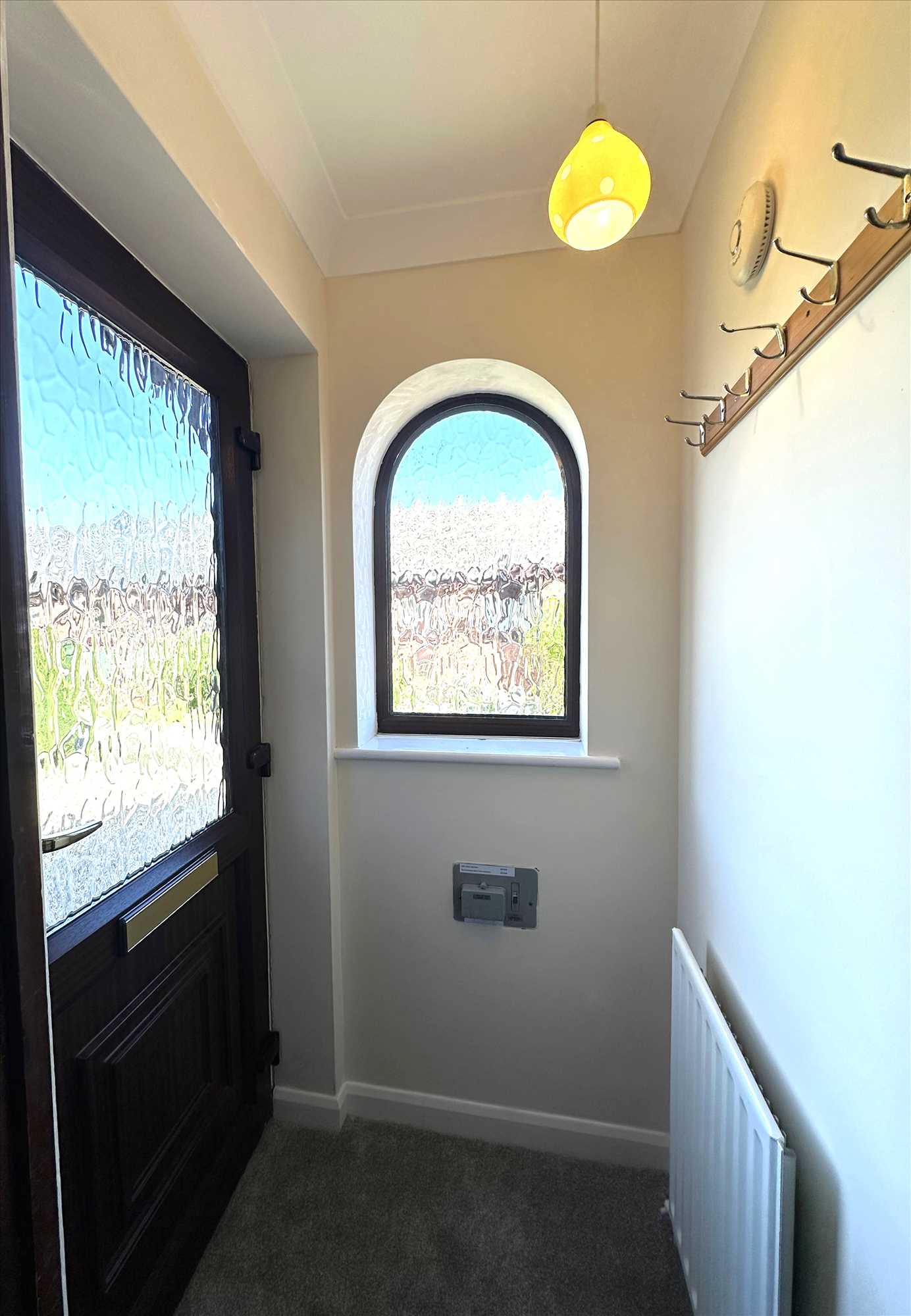 Hall View - Picture 2