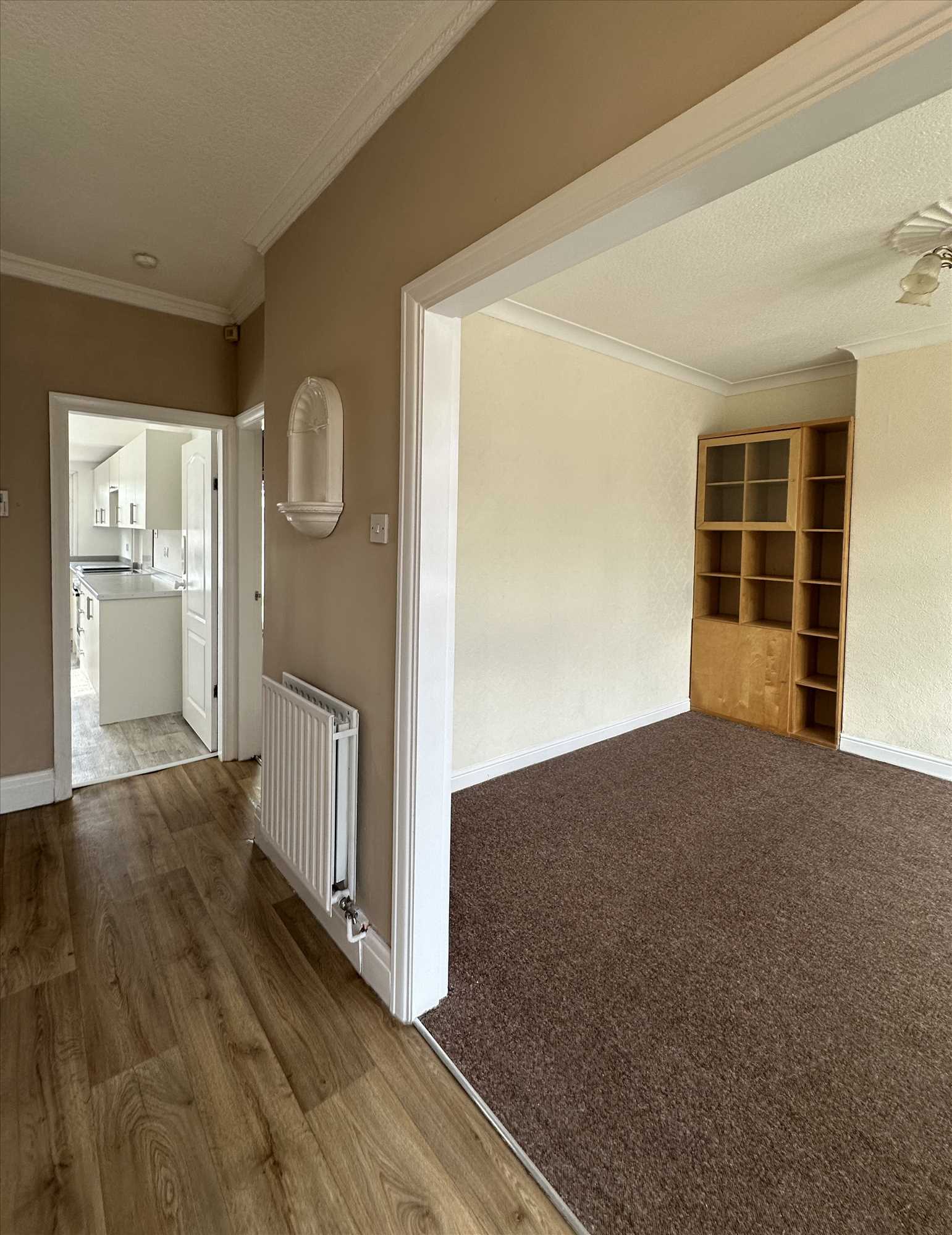 Newland Avenue - Picture 3
