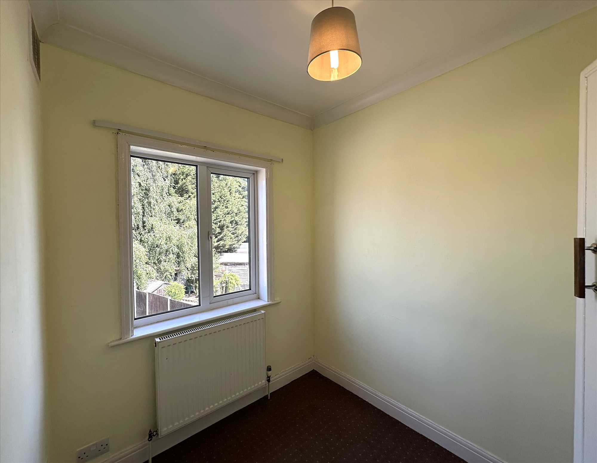 Bushfield Road - Picture 11
