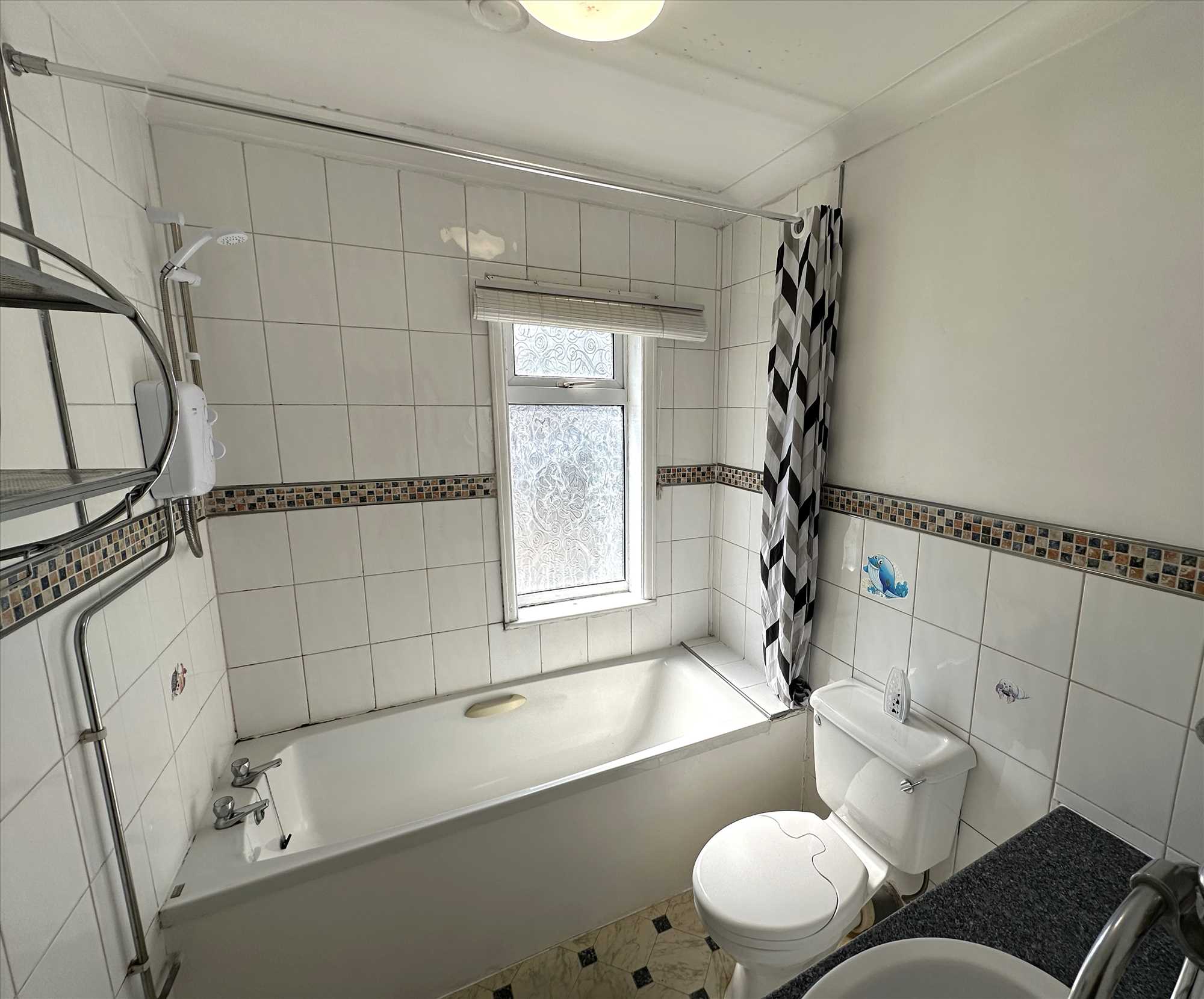 Bushfield Road - Picture 12
