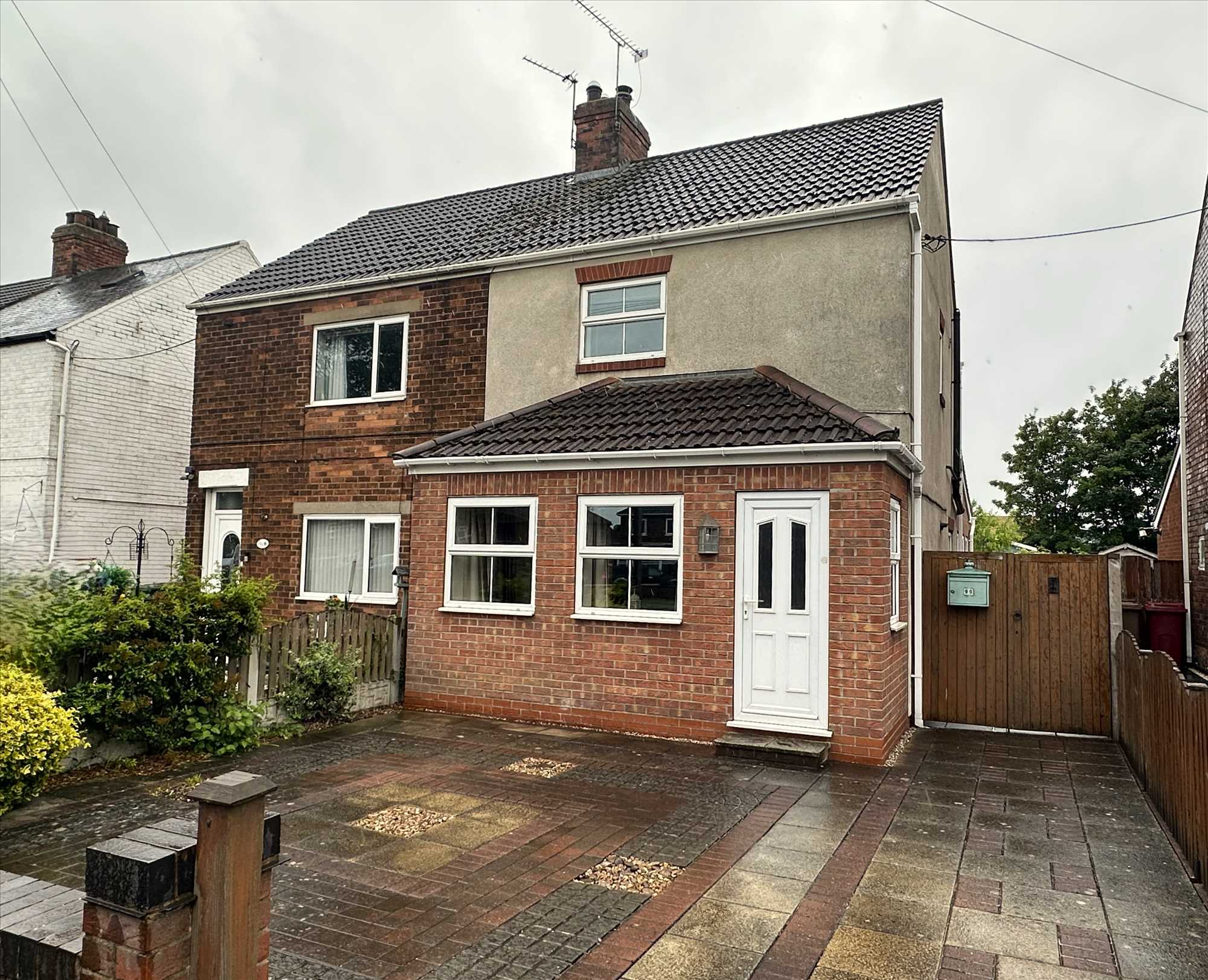Grange Lane South - Picture 1
