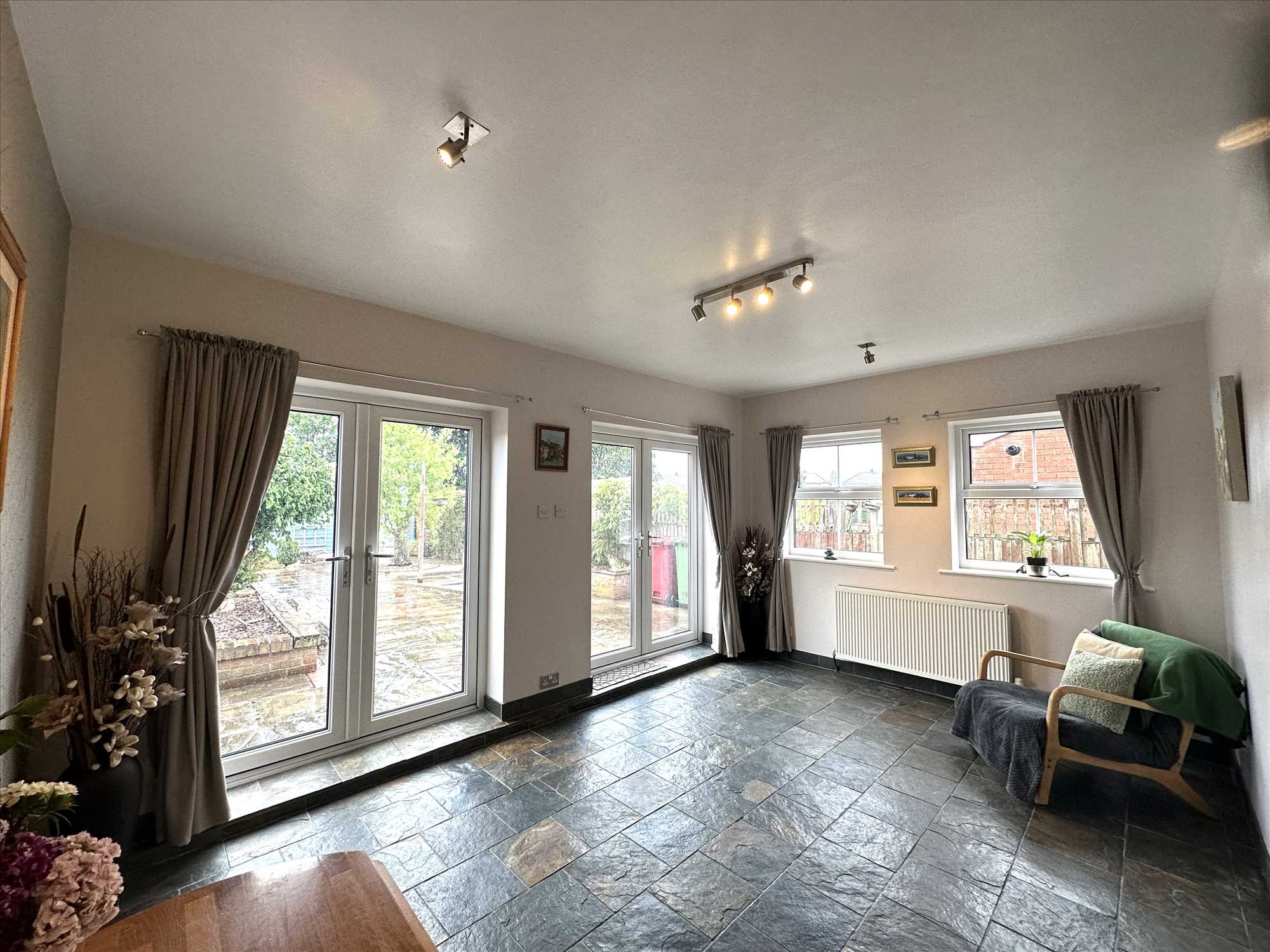 Grange Lane South - Picture 4