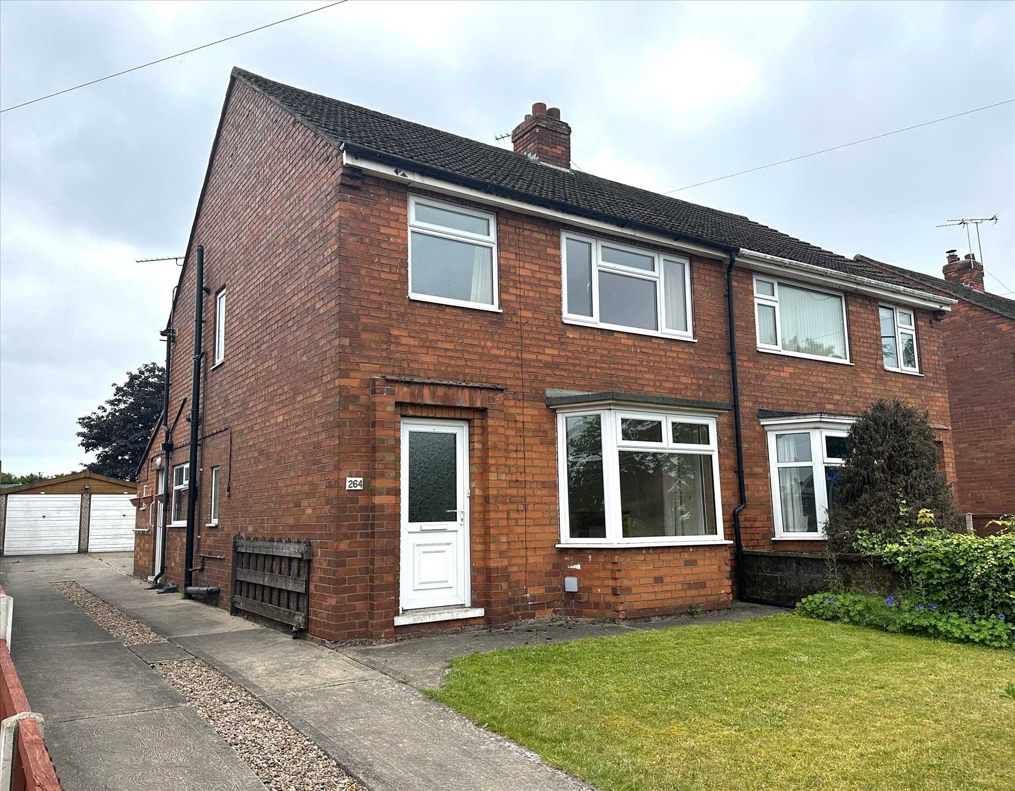 Grange Lane South - Picture 1