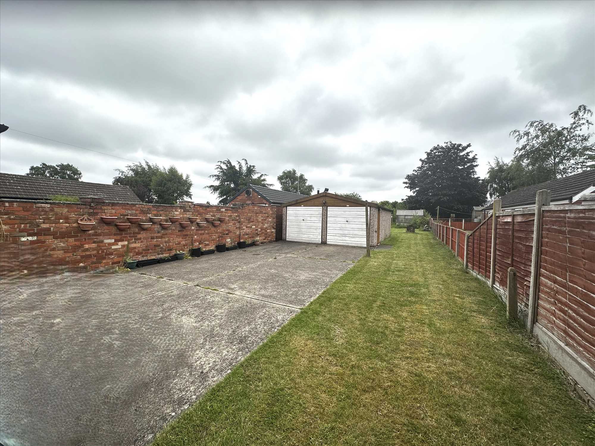 Grange Lane South - Picture 14