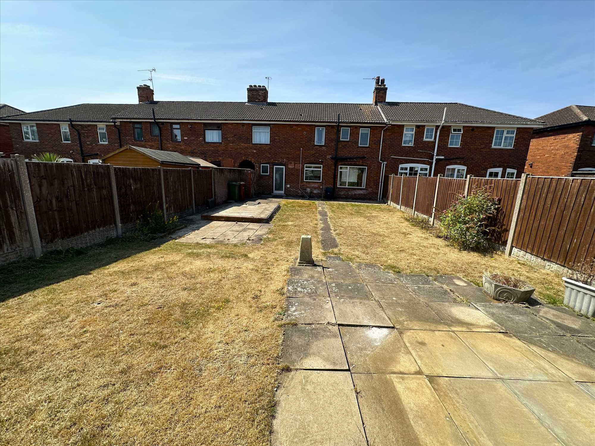 West Common Crescent - Picture 13