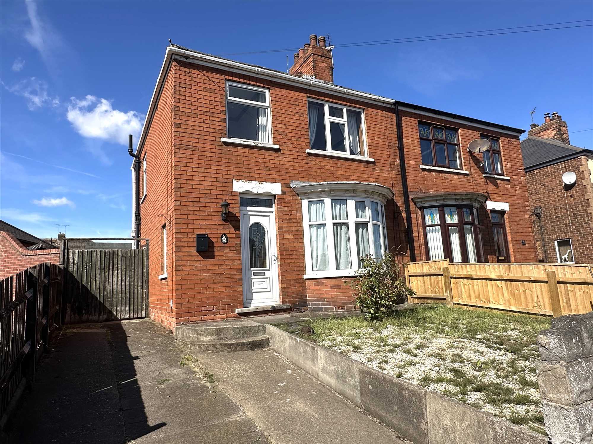 Stockshill Road - Picture 1