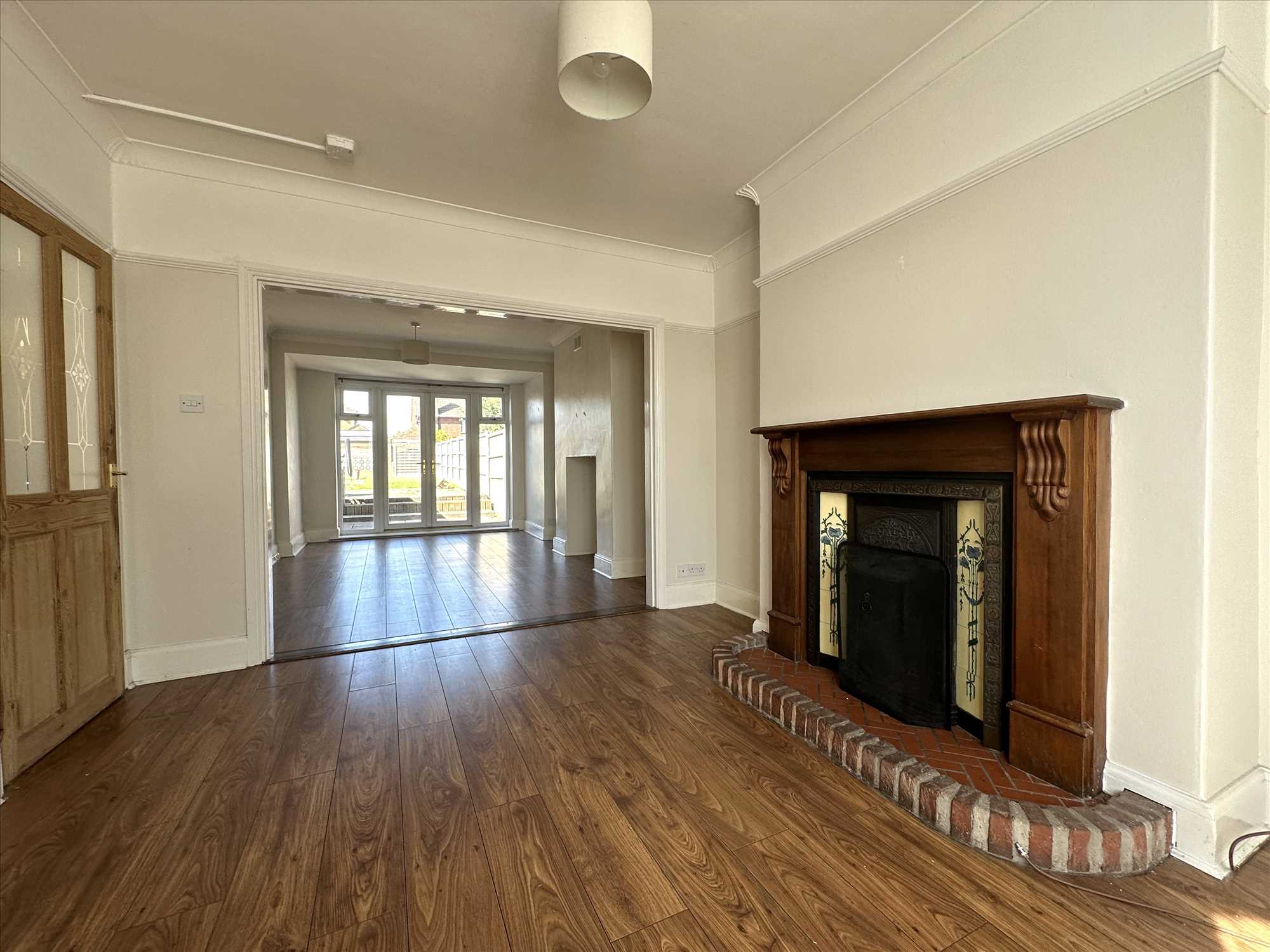 Stockshill Road - Picture 4