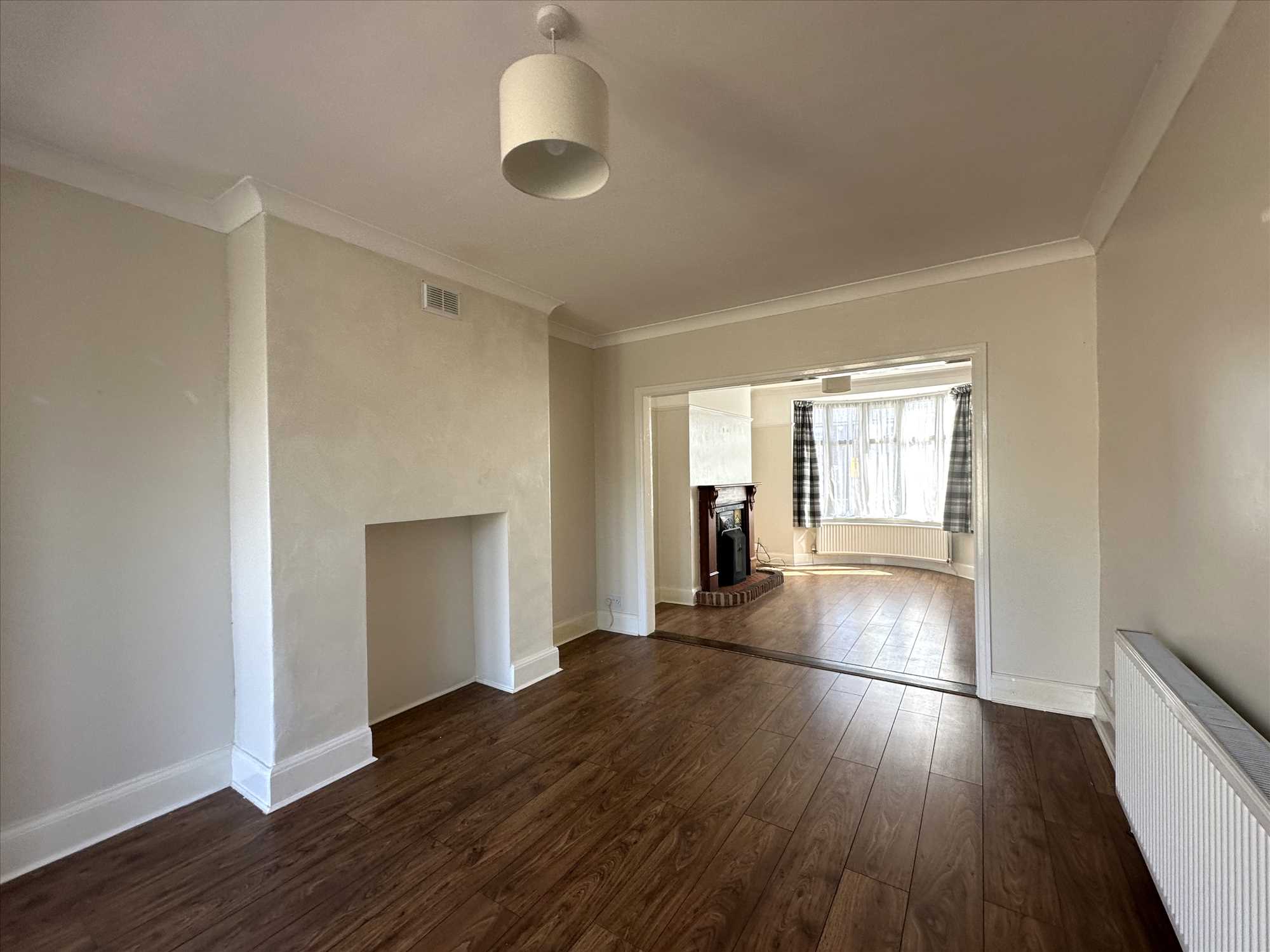 Stockshill Road - Picture 6