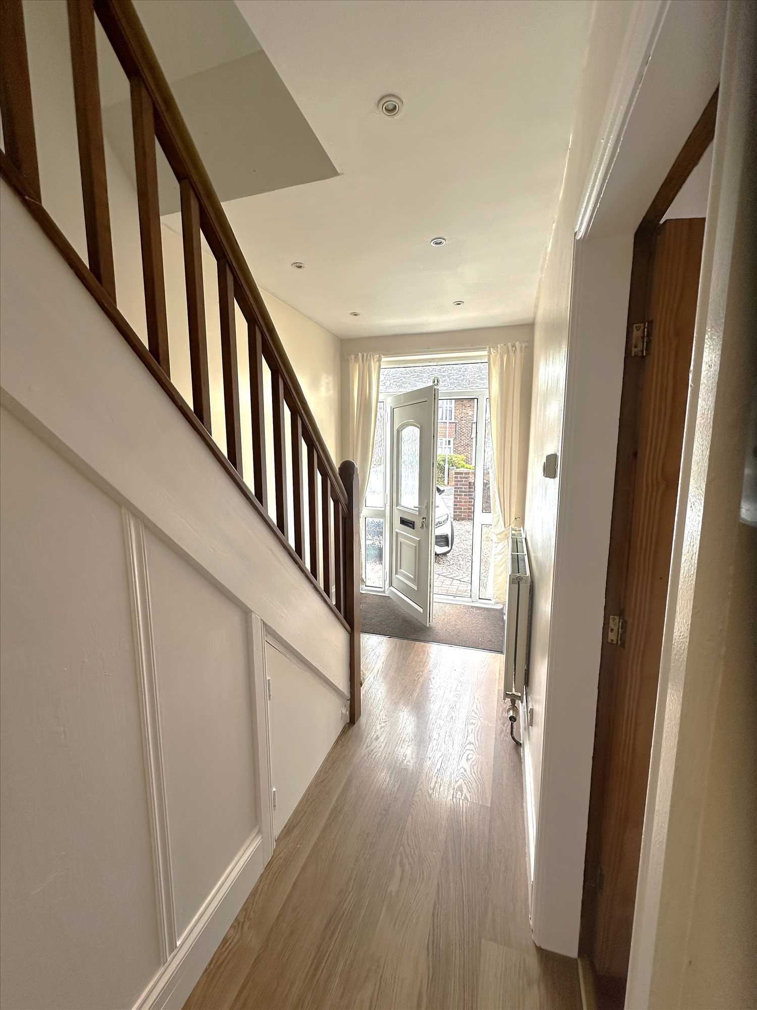 Newland Drive - Picture 5