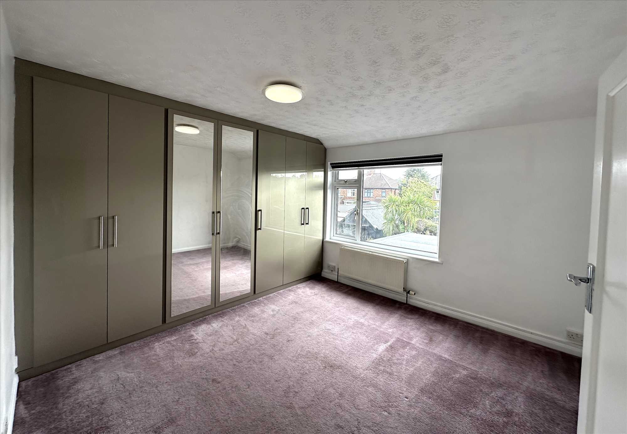 Newland Drive - Picture 11