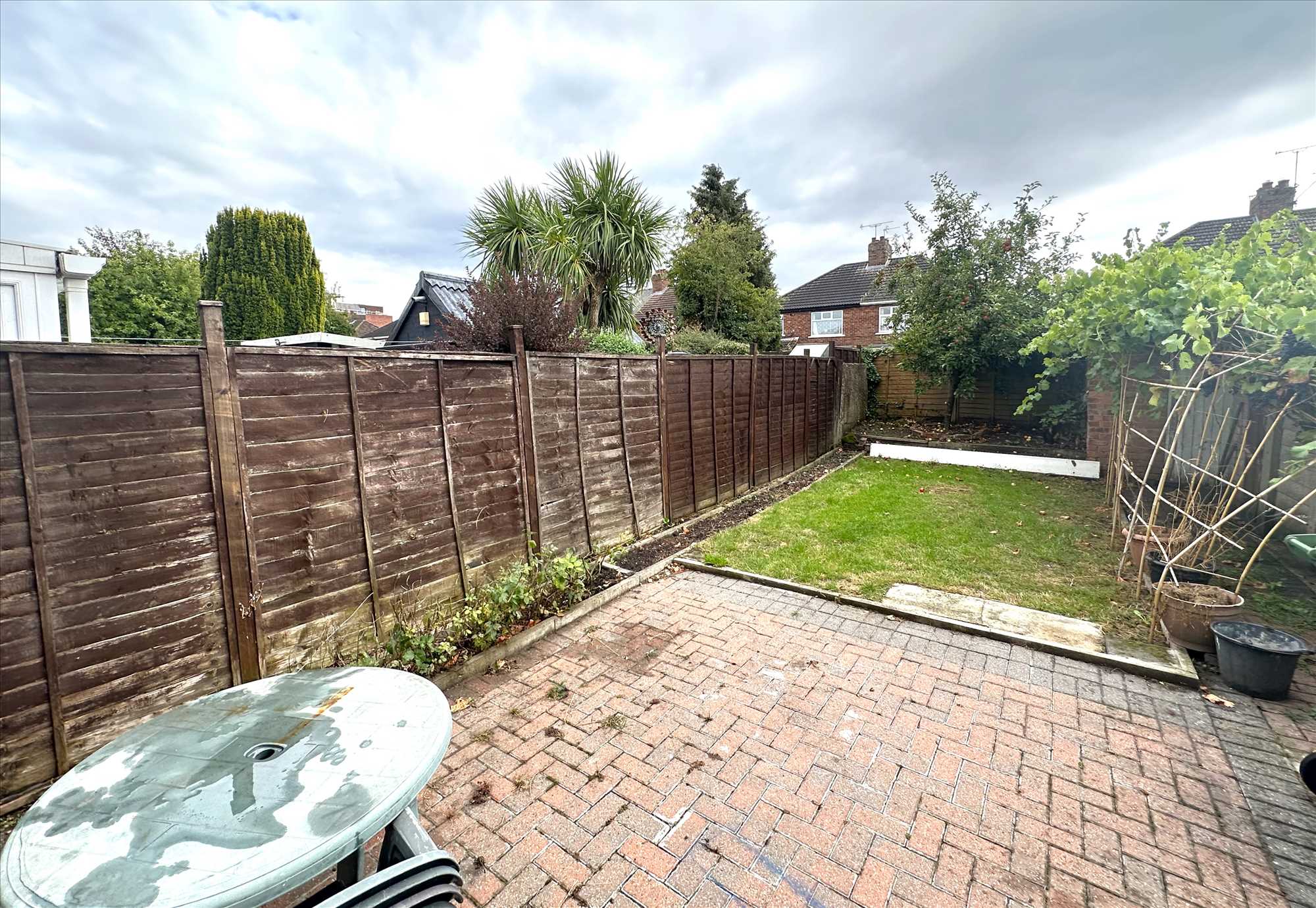 Newland Drive - Picture 13
