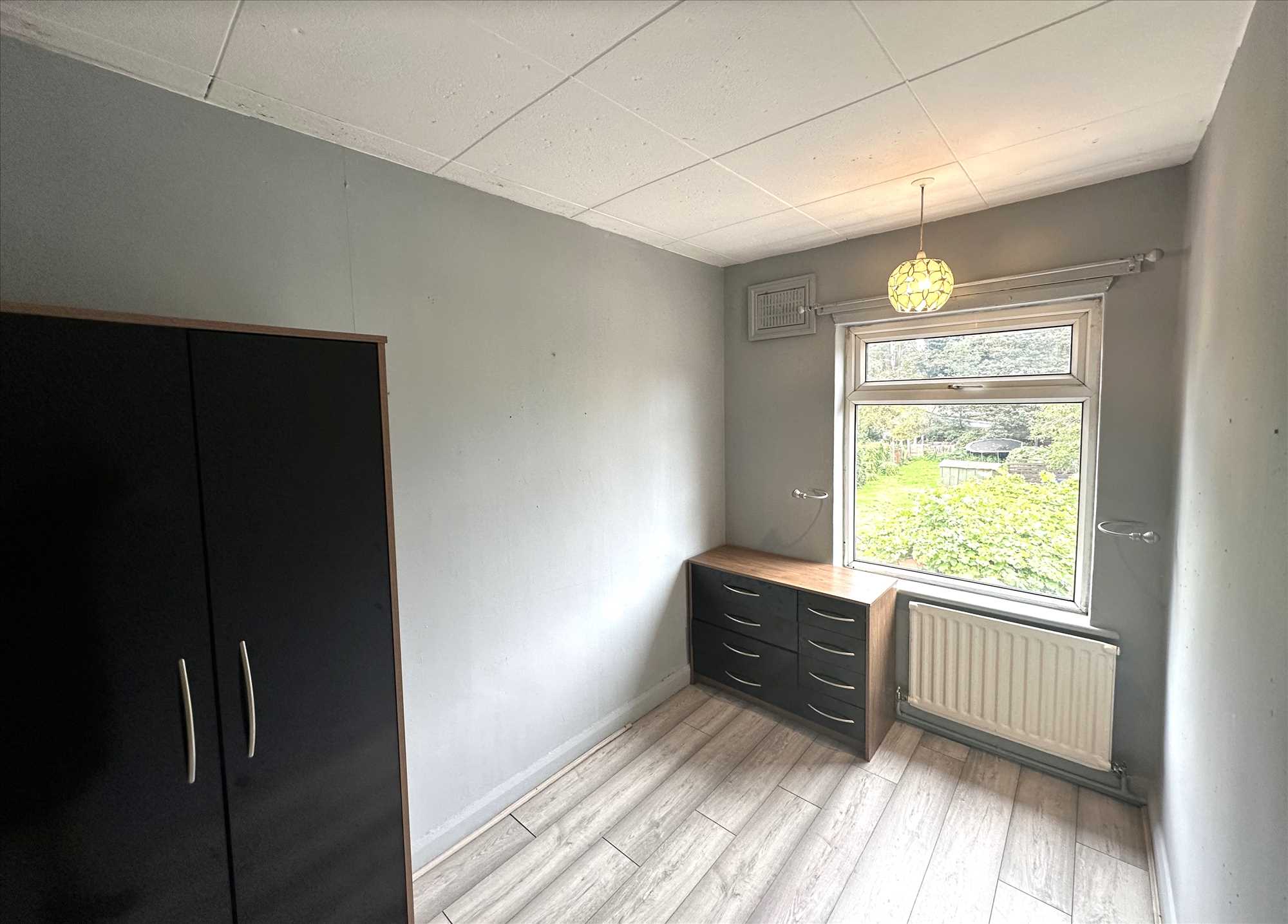 Warwick Road - Picture 10